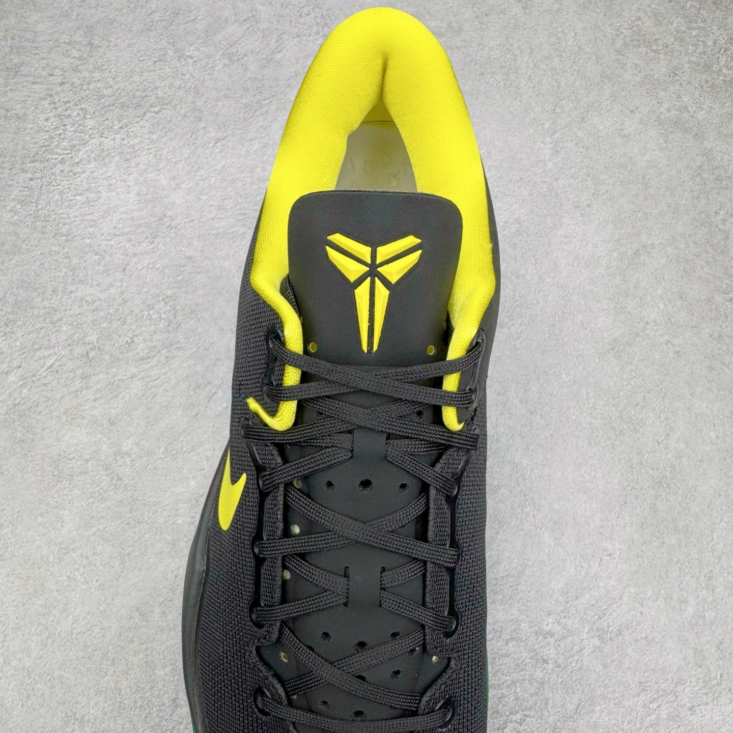 图片[5]-＃GX NK Zoom Kobe Ⅷ System 科比8代复刻实战运动低帮文化篮球鞋 俄勒冈黑绿鸭子 HF7485 完美复刻公司货 React科技鞋垫加持 实战配置直接拉满 原楦纸板开发 鞋身流线型、后跟塑形 区分土肥圆 原厂针织鞋面一针一线匹配原版 全身鞋材卡料色独家定制 唯一万针立体刺绣SWOOSH 真实底模最大50.5 实战利器 专供海外市场 独立原厂模具 首批不拼图大几率过验 亲测已过 支持各种高强度实战 无需担心 补货周期极长 脚宽建议买大半码 科比系列前掌偏窄 支持七天无理由退换 尺码： 40 40.5 41 42 42.5 43 44 44.5 45 46 47.5 48.5 49.5 50.5-选品中心