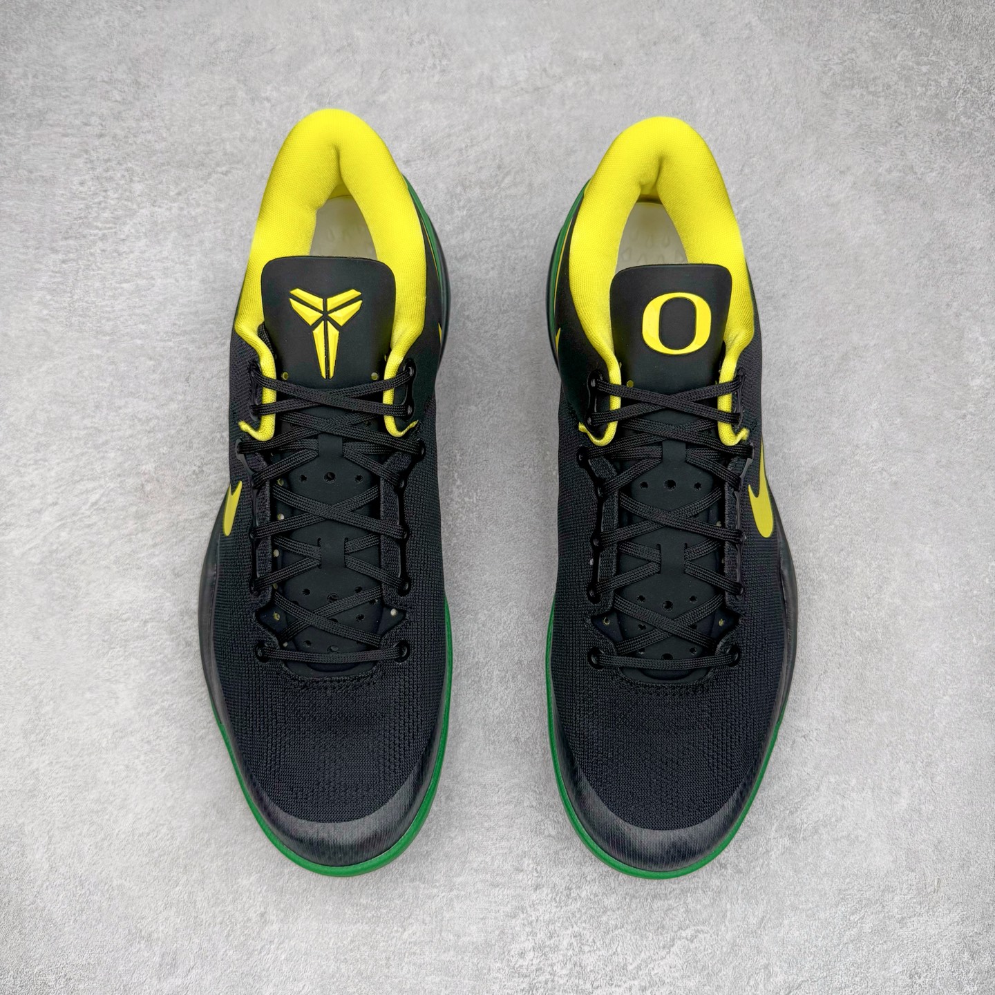 图片[2]-＃GX NK Zoom Kobe Ⅷ System 科比8代复刻实战运动低帮文化篮球鞋 俄勒冈黑绿鸭子 HF7485 完美复刻公司货 React科技鞋垫加持 实战配置直接拉满 原楦纸板开发 鞋身流线型、后跟塑形 区分土肥圆 原厂针织鞋面一针一线匹配原版 全身鞋材卡料色独家定制 唯一万针立体刺绣SWOOSH 真实底模最大50.5 实战利器 专供海外市场 独立原厂模具 首批不拼图大几率过验 亲测已过 支持各种高强度实战 无需担心 补货周期极长 脚宽建议买大半码 科比系列前掌偏窄 支持七天无理由退换 尺码： 40 40.5 41 42 42.5 43 44 44.5 45 46 47.5 48.5 49.5 50.5-选品中心