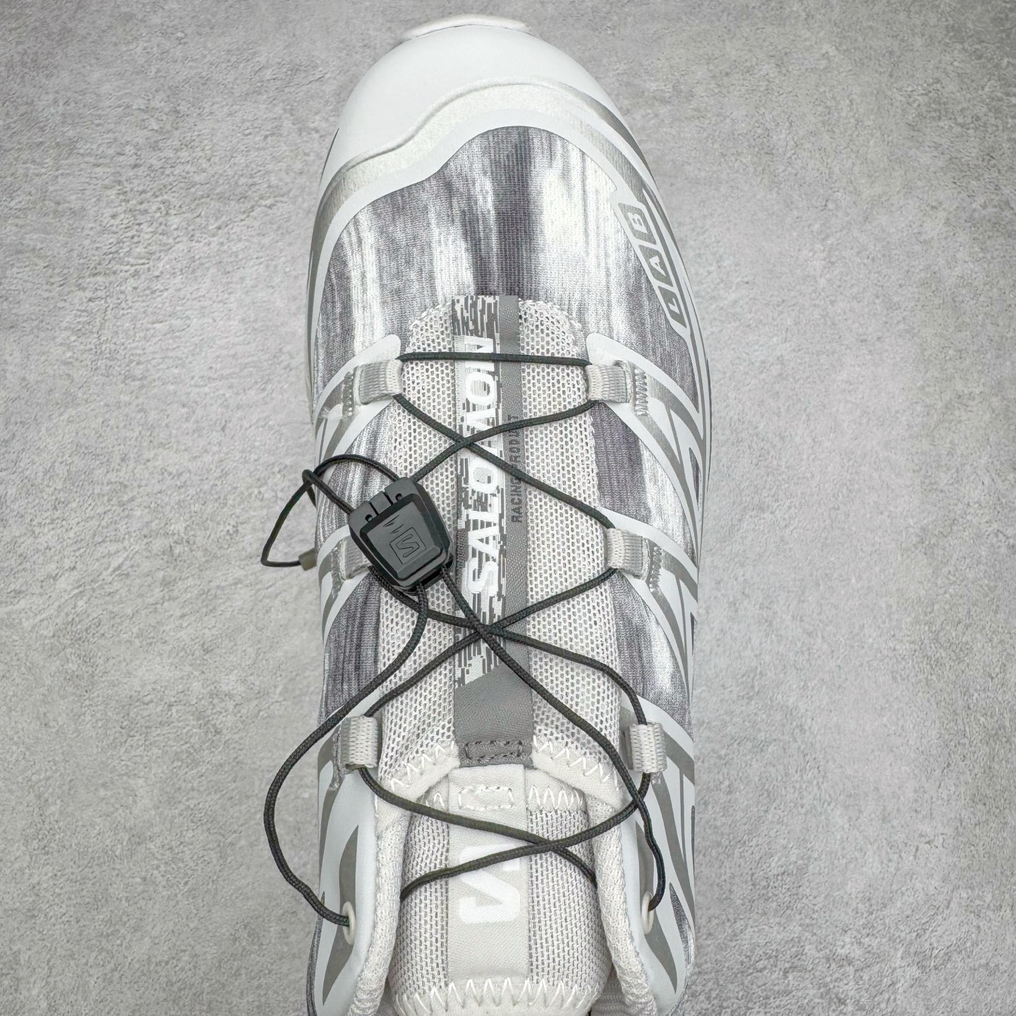 图片[4]-＃绿X/GX Salomon XT-QUEST ADV 萨洛蒙潮流越野机能户外功能鞋 纯原外贸平台特供订单 耗时半年巨作 全套原纸板楦头开发 原厂特供网布配套加持 确保原汁原味 完美呈现版型 原档数据独家私模五层组合大底 男女鞋同步官方开发至46.5 原装Ortholite轻量化鞋垫 中底布带钢印编号 原厂TPU锁扣 进口港宝加持 后跟自然饱满 还原公司包裹性 基于 SALOMON 初代 XT 鞋身造型并搭载 4D ADVANCED CHASSIS™ 大底打造而成 为这款 XT-QUEST 带来了多项足部控制与保护等功能性 如在运动过程中控制左右晃动的过程而提高稳定性、改善长途越野过程中足中到足尖的过渡、提高感知岩石的精确度以抵抗尖锐物体对脚底的伤害以及采用动态缓冲来增强穿着舒适感 从而减轻疲劳感 使 XT-QUEST 成为一双舒适且安全的户外之履 尺码：36 36.5 37.5 38 38.5 39 40 40.5 41 42 42.5 43 44 44.5 45 46 46.5-选品中心