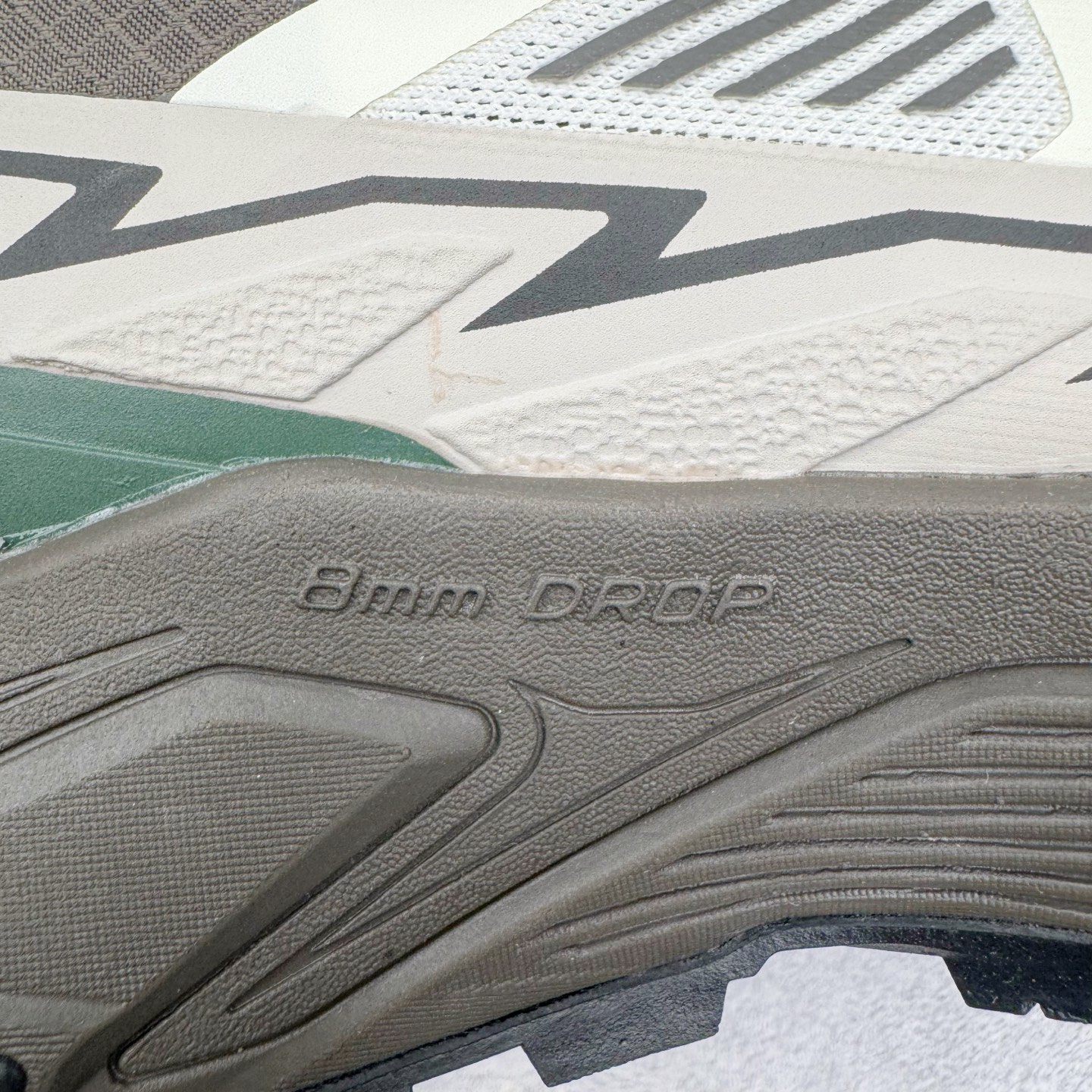 图片[19]-凯乐石 KAILAS FUGA EX3 BOA 25款舒适缓冲徒步 织物TPU减震防滑透气包裹性轻便低帮 超强抓地力越野跑步鞋 KAILAS凯乐石品牌是全球三大全系攀登品牌之一，于2003年创立于中国广州，致力于为有攀登梦想的户外运动员及爱好者，研发制造功能性专业装备，满足他们在极限环境下安全舒适的需求，凯乐石专注于科技面料的开发及专业功能设计，产品线覆盖登山、攀岩、徒步、越野跑山、露营、旅行等多项户外运动，通过运动员的测试反馈，不断进化迭代，产品荣获国内外大奖71座，发明专利21个，更突破性的自主研发攀登器械，打造出中国的攀登硬实力。实拍调校N版已经零色差零失真 百分百还原实物色彩所见即所得 不存在货不对板色差等低级问题 选购参考实物拍摄 不混卖不参货 只用心做好货严格选品 承诺混一赔十 尺码：36 36.5 37.5 38 38.5 39 40 40.5 41 42 42.5 43 44 44.5 45-选品中心