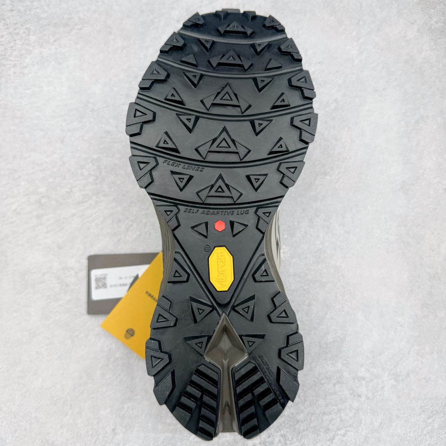 图片[9]-凯乐石 KAILAS FUGA EX3 BOA 25款舒适缓冲徒步 织物TPU减震防滑透气包裹性轻便低帮 超强抓地力越野跑步鞋 KAILAS凯乐石品牌是全球三大全系攀登品牌之一，于2003年创立于中国广州，致力于为有攀登梦想的户外运动员及爱好者，研发制造功能性专业装备，满足他们在极限环境下安全舒适的需求，凯乐石专注于科技面料的开发及专业功能设计，产品线覆盖登山、攀岩、徒步、越野跑山、露营、旅行等多项户外运动，通过运动员的测试反馈，不断进化迭代，产品荣获国内外大奖71座，发明专利21个，更突破性的自主研发攀登器械，打造出中国的攀登硬实力。实拍调校N版已经零色差零失真 百分百还原实物色彩所见即所得 不存在货不对板色差等低级问题 选购参考实物拍摄 不混卖不参货 只用心做好货严格选品 承诺混一赔十 尺码：36 36.5 37.5 38 38.5 39 40 40.5 41 42 42.5 43 44 44.5 45-选品中心