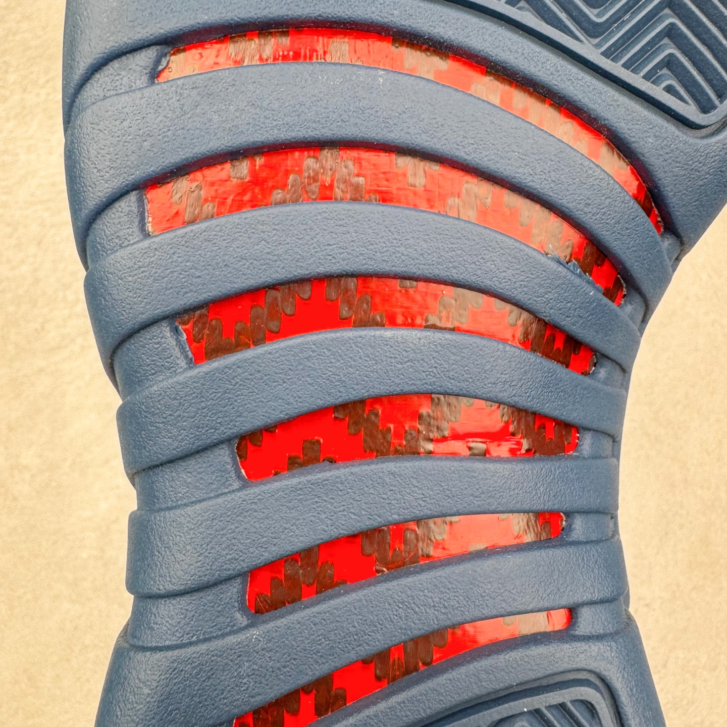 图片[20]-＃PK纯原 Air Jordan AJ12 Retro 法国蓝 货号：CT8013-114 外贸特供批次 原楦原档案数据开模打造 原汁原味12代鞋型 进口原厂皮料 原厂碳板 原装材料 原厂定制金属扣 原厂电绣 支持与公司货全方位对比 只服务于5%懂鞋的高端客户 发国外可支持各种retail商店充正寄售 尺码：40 40.5 41 42 42.5 43 44 44.5 45 45.5 46 47.5 48.5-选品中心