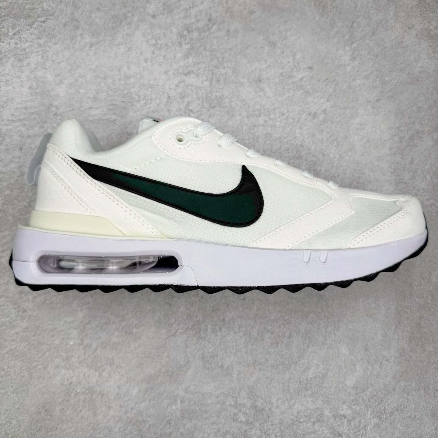 图片[5]-＃纯原特价 NK Air Max Dawn 黎明系列低帮气垫百搭休闲运动慢跑鞋 DQ3991 采用柔软翻毛皮和透气梭织材料打造利落鞋面 中底和鞋跟融入现代感线条设计 兼具复古风格与时尚魅力 尽显运动风范 鞋底加入 Air 缓震配置巧搭柔软泡绵 塑就非凡舒适感受 穿上 Air Max Dawn 运动鞋 打造出众造型 迎接美好的一天 实拍调校N版已经零色差零失真 百分百还原实物色彩所见即所得 不存在货不对板色差等低级问题 选购参考实物拍摄 不混卖不参货 只用心做好货严格选品 承诺混一赔十 尺码：36 36.5 37.5 38 38.5 39 40 40.5 41 42 42.5 43 44 44.5 45-选品中心