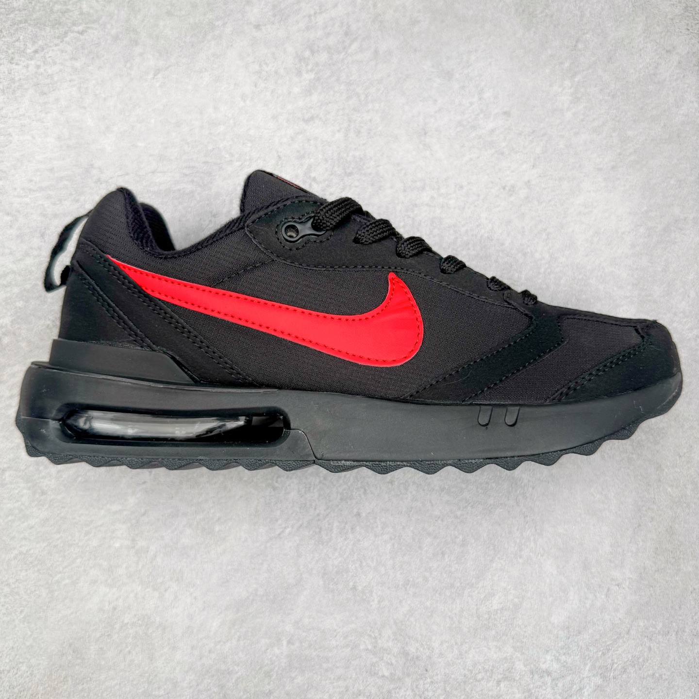 图片[3]-＃纯原特价 NK Air Max Dawn 黎明系列低帮气垫百搭休闲运动慢跑鞋 DQ3991 采用柔软翻毛皮和透气梭织材料打造利落鞋面 中底和鞋跟融入现代感线条设计 兼具复古风格与时尚魅力 尽显运动风范 鞋底加入 Air 缓震配置巧搭柔软泡绵 塑就非凡舒适感受 穿上 Air Max Dawn 运动鞋 打造出众造型 迎接美好的一天 实拍调校N版已经零色差零失真 百分百还原实物色彩所见即所得 不存在货不对板色差等低级问题 选购参考实物拍摄 不混卖不参货 只用心做好货严格选品 承诺混一赔十 尺码：36 36.5 37.5 38 38.5 39 40 40.5 41 42 42.5 43 44 44.5 45-选品中心