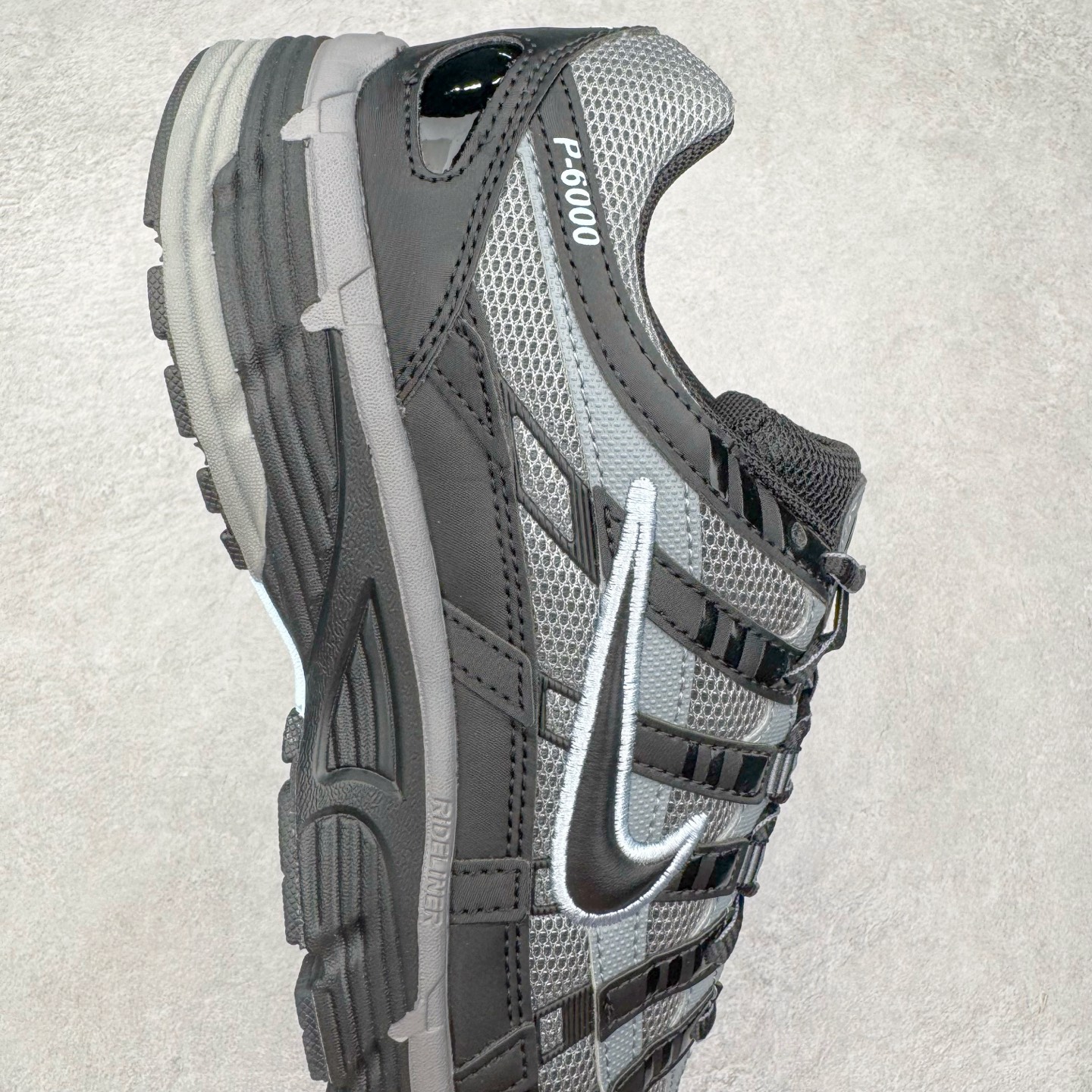 图片[6]-＃CS纯原 NK P-6000 系列低帮复古老爹风休闲运动舒适慢跑鞋 IF6199-003 购入原鞋原装纸板楦头开发 独家私模四层组合大底 市场唯一正确版本 良心定价 新配色陆续出货 进口三文治网面 融合 Pegasus 过往运动鞋设计 助力 21 世纪早期跑步运动跃升时尚新高度 采用透气网眼布、运动风格线条和耐穿覆面 兼具吸睛外观和舒适感受 中底泡绵以田径赛道为灵感 打造厚实设计 缔造出众缓震性能 尺码：36 36.5 37.5 38 38.5 39 40 40.5 41 42 42.5 43 44 44.5 45-选品中心