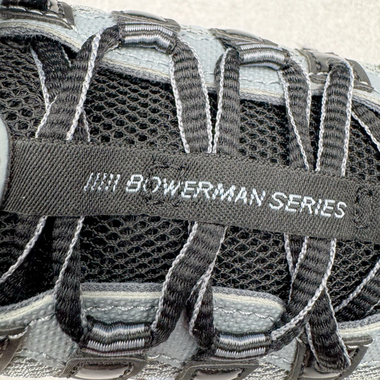 图片[15]-＃CS纯原 NK P-6000 系列低帮复古老爹风休闲运动舒适慢跑鞋 IF6199-003 购入原鞋原装纸板楦头开发 独家私模四层组合大底 市场唯一正确版本 良心定价 新配色陆续出货 进口三文治网面 融合 Pegasus 过往运动鞋设计 助力 21 世纪早期跑步运动跃升时尚新高度 采用透气网眼布、运动风格线条和耐穿覆面 兼具吸睛外观和舒适感受 中底泡绵以田径赛道为灵感 打造厚实设计 缔造出众缓震性能 尺码：36 36.5 37.5 38 38.5 39 40 40.5 41 42 42.5 43 44 44.5 45-选品中心