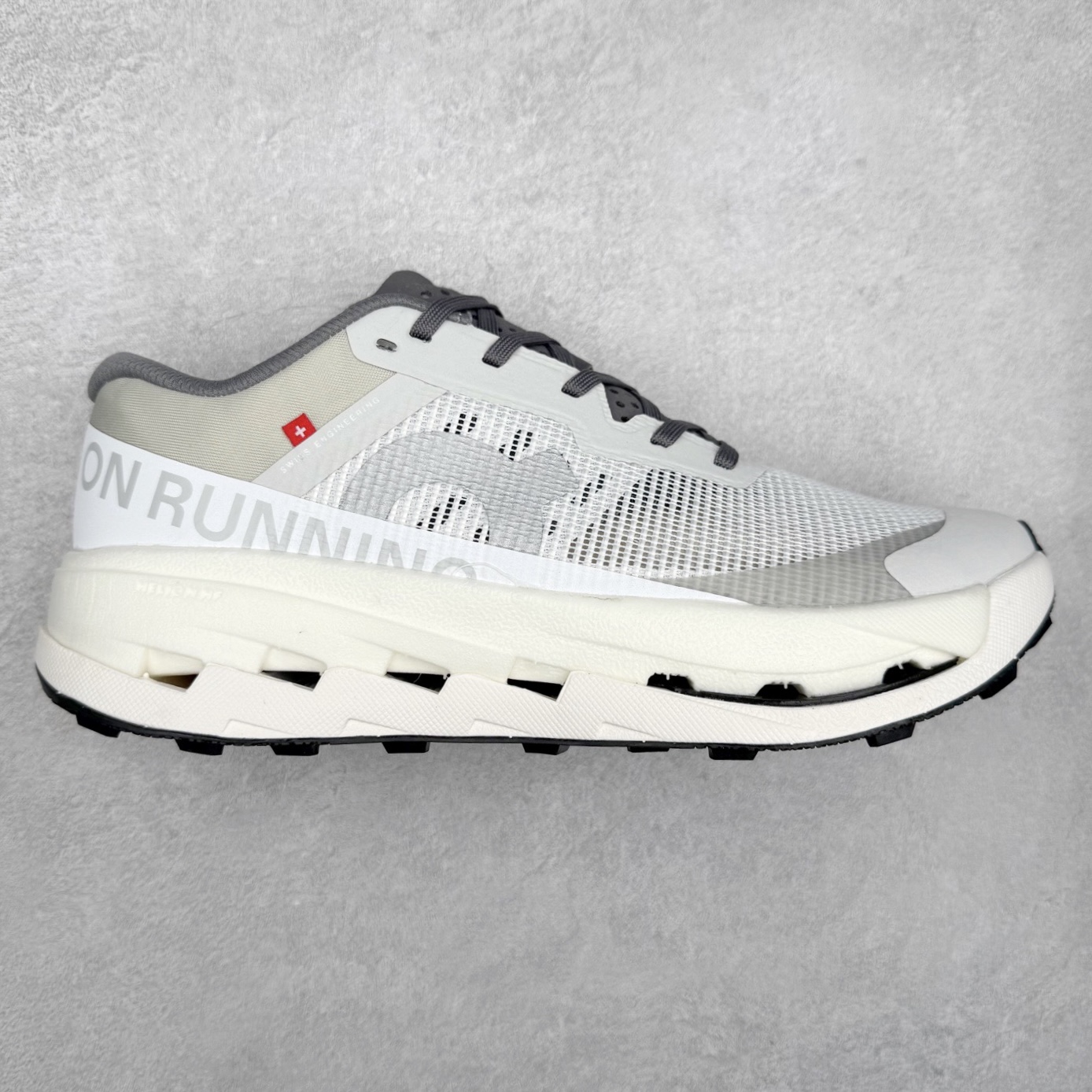 On Cloudtilt 3 昂跑减震生活休闲鞋 此运动品牌 开创于2010年 缓震着陆、强效回弹、轻柔质感的设计构思始终是ON研制关键 与此同时基于“为全球提供革新性的跑步感受”信念 陆续推出了多款跑鞋及其以专业运动人体跑步工程学为设计关键的功能性跑步服饰设备 让跑者不费力气地畅快畅跑 尺码：36 36.5 37.5 38 38.5 39 40 40.5 41 42 42.5 43 44 44.5 45-选品中心