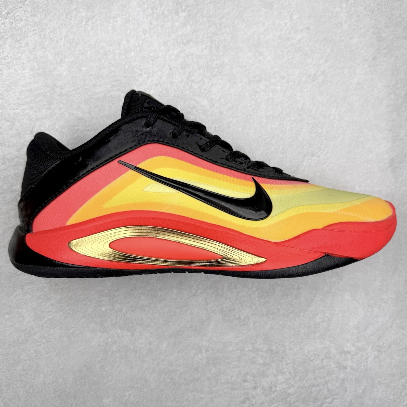 NK A\’One 阿贾威尔逊一代舒适柔软防滑耐磨 低帮 篮球鞋 男女同款 实拍调校N版已经零色差零失真 百分百还原实物色彩所见即所得 不存在货不对板色差等低级问题 选购参考实物拍摄 不混卖不参货 只用心做好货严格选品 承诺混一赔十 尺码：36 36.5 37.5 38 38.5 39 40 40.5 41 42 42.5 43 44 44.5 45-选品中心