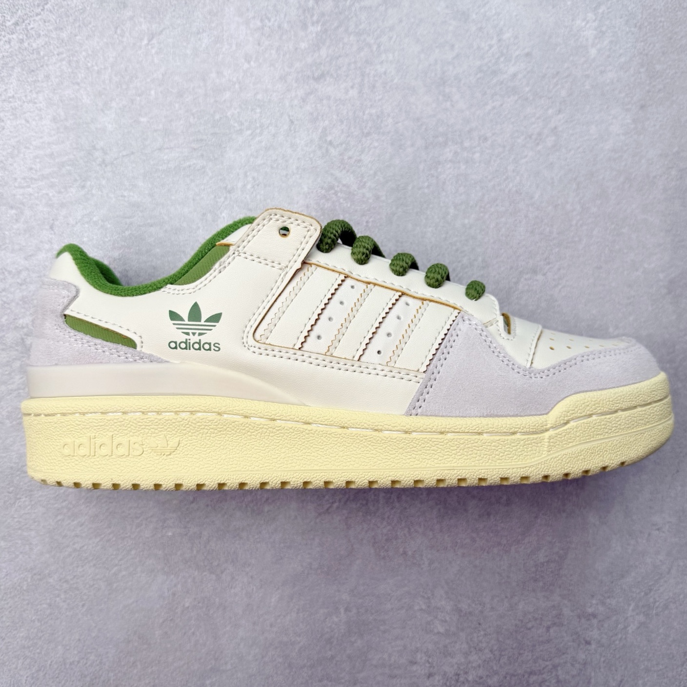 图片[8]-＃福利特价 AD Forum 84 Low OG 低帮百搭潮流休闲运动板鞋 以复古篮球鞋的外形为基础 采用皮革拼接 简约百搭 更加贴合舒适 中底内侧网格造型起到点睛之笔 外底橡胶 更显复古 尺码：36 36.5 37.5 38 38.5 39 40 40.5 41 42 42.5 43 44 44.5 45-选品中心