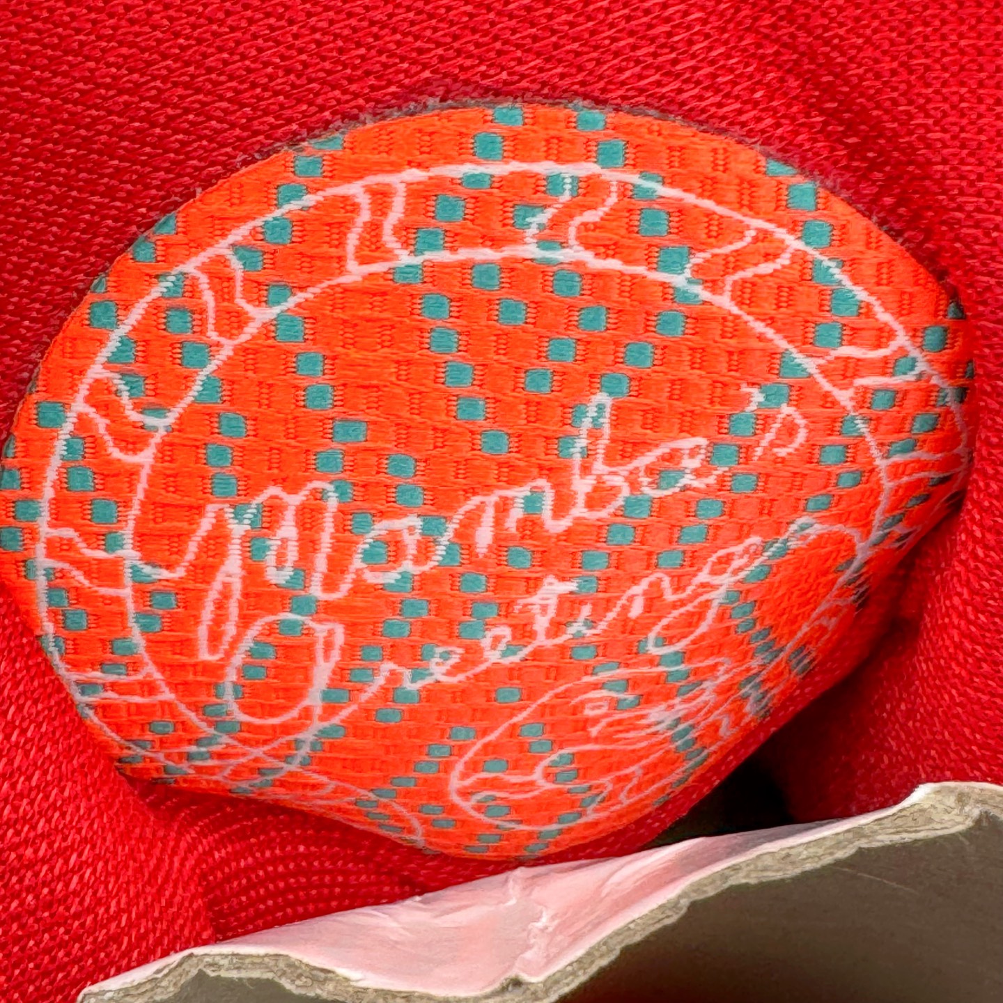 图片[10]-＃灭世纯原 NK KOBE 9 ELITE PROTRO \\\”科比9代精英高帮 圣诞红 FZ7335-600 2025曼巴年🐍重磅新品 市场最强科比9代精英版 独家出货 ✅原楦打造灵动版型 鞋头➕腰身➕后跟 360°无死角 ✅原厂工艺3层立体编织flyknit鞋面 厚度同步ZP吊打市场“纯原” ✅原厂碳板加持 立体感区分市场货品 ✅区分市场货品🌪过验级拉帮细节 ✅内置全新复刻版中底鞋垫 REACT缓震 密度增加抗衰减 ✅针对海外市场增加 47.5 满足精英选手实战需求 最强科9 灭世制造 用实力让情怀落地 👊🏻 实拍调校N版已经零色差零失真 百分百还原实物色彩所见即所得 不存在货不对板色差等低级问题 选购参考实物拍摄 不混卖不参货 只用心做好货严格选品 承诺混一赔十 尺码：39 40 40.5 41 42 42.5 43 44 44.5 45 46 47.5-选品中心