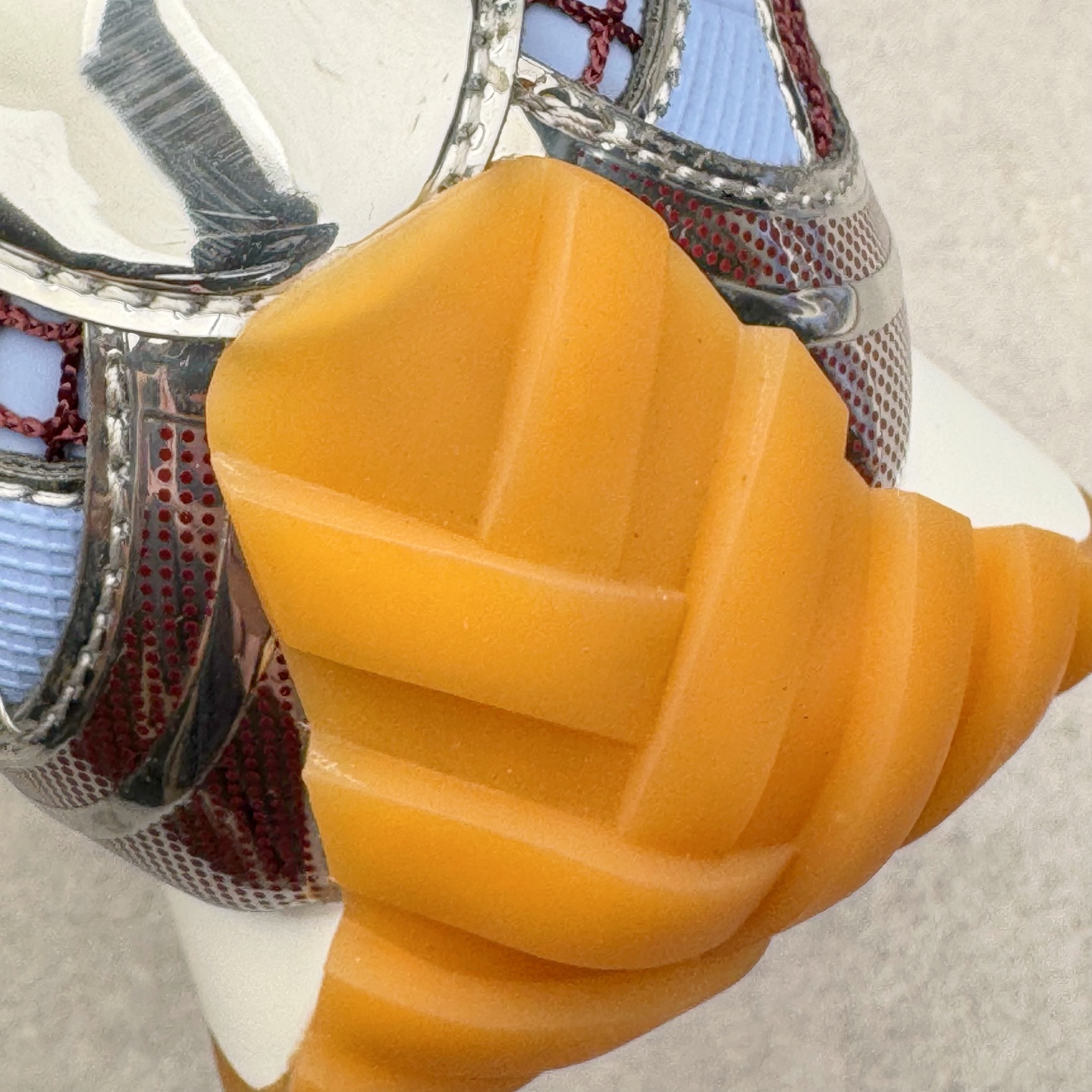 图片[13]-＃纯原 BOTTEGA VENETA Orbit Runner BV葆蝶家时尚休闲王一博同款老爹鞋运动鞋 原版开发 一比一打造 相似度百分之99以上 市场一梯队级别品质 区别市场任何标文顶级品质版本 采用轻质科技网布面料 搭配几何图案设计橡胶外底 王炸系列 高版本 认准套包工艺 实际增高很多哦 还是一样显腿细非常nice 耐玩耐造 对标对版 套包鞋工艺 认准高版本 大底选用拼色TPU大底 配置原版包装 尺码：35 36 37 38 39 40 41 42 43 44 45-选品中心