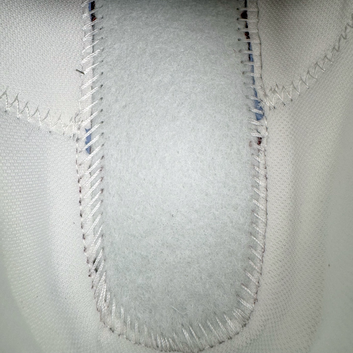 图片[10]-＃纯原 BOTTEGA VENETA Orbit Runner BV葆蝶家时尚休闲王一博同款老爹鞋运动鞋 原版开发 一比一打造 相似度百分之99以上 市场一梯队级别品质 区别市场任何标文顶级品质版本 采用轻质科技网布面料 搭配几何图案设计橡胶外底 王炸系列 高版本 认准套包工艺 实际增高很多哦 还是一样显腿细非常nice 耐玩耐造 对标对版 套包鞋工艺 认准高版本 大底选用拼色TPU大底 配置原版包装 尺码：35 36 37 38 39 40 41 42 43 44 45-选品中心