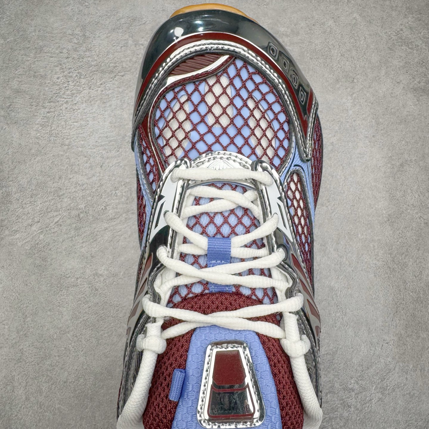 图片[4]-＃纯原 BOTTEGA VENETA Orbit Runner BV葆蝶家时尚休闲王一博同款老爹鞋运动鞋 原版开发 一比一打造 相似度百分之99以上 市场一梯队级别品质 区别市场任何标文顶级品质版本 采用轻质科技网布面料 搭配几何图案设计橡胶外底 王炸系列 高版本 认准套包工艺 实际增高很多哦 还是一样显腿细非常nice 耐玩耐造 对标对版 套包鞋工艺 认准高版本 大底选用拼色TPU大底 配置原版包装 尺码：35 36 37 38 39 40 41 42 43 44 45-选品中心