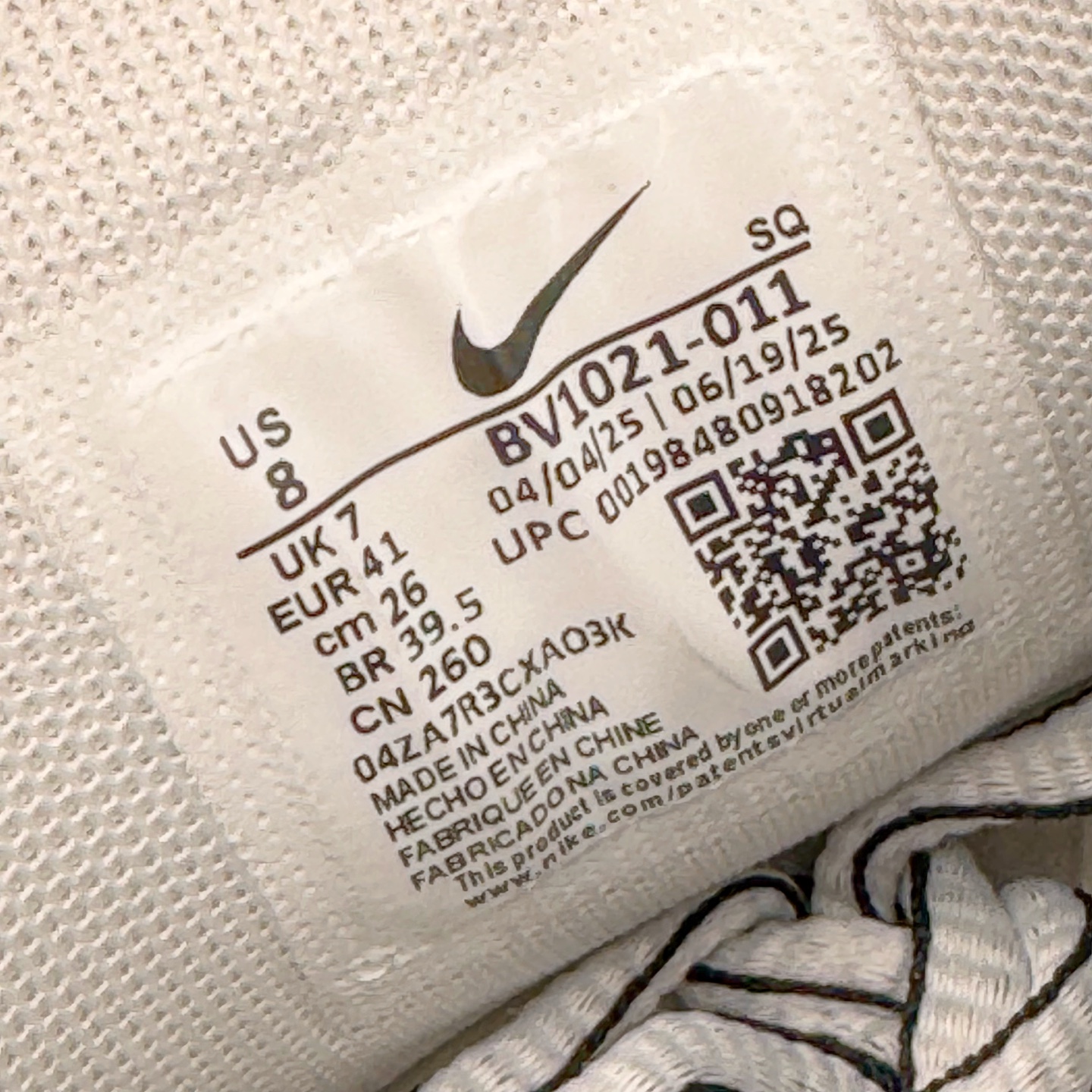 图片[12]-＃CS纯原 NK P-6000 系列低帮复古老爹风休闲运动舒适慢跑鞋 BV1021-011 购入原鞋原装纸板楦头开发 独家私模四层组合大底 市场唯一正确版本 良心定价 新配色陆续出货 进口三文治网面 融合 Pegasus 过往运动鞋设计 助力 21 世纪早期跑步运动跃升时尚新高度 采用透气网眼布、运动风格线条和耐穿覆面 兼具吸睛外观和舒适感受 中底泡绵以田径赛道为灵感 打造厚实设计 缔造出众缓震性能 尺码：36 36.5 37.5 38 38.5 39 40 40.5 41 42 42.5 43 44 44.5 45-选品中心