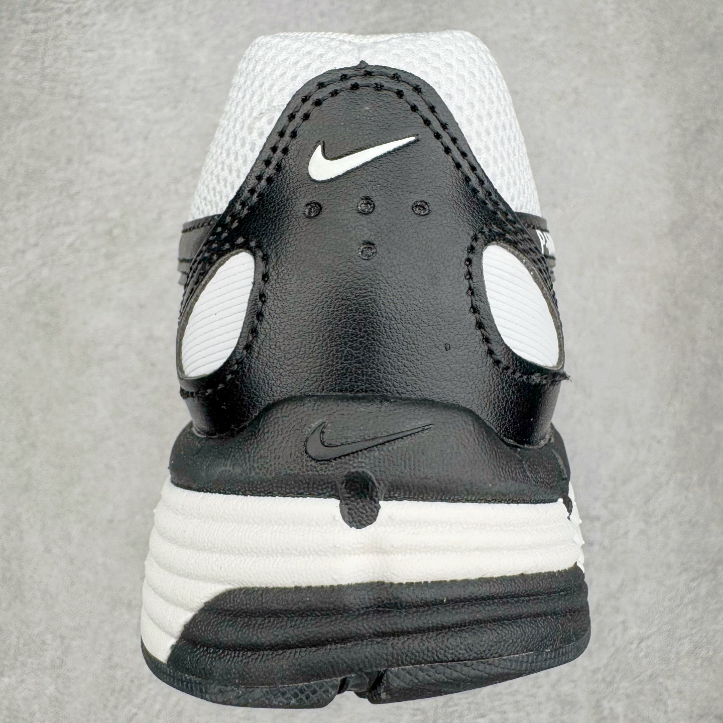 图片[8]-＃CS纯原 NK P-6000 系列低帮复古老爹风休闲运动舒适慢跑鞋 BV1021-011 购入原鞋原装纸板楦头开发 独家私模四层组合大底 市场唯一正确版本 良心定价 新配色陆续出货 进口三文治网面 融合 Pegasus 过往运动鞋设计 助力 21 世纪早期跑步运动跃升时尚新高度 采用透气网眼布、运动风格线条和耐穿覆面 兼具吸睛外观和舒适感受 中底泡绵以田径赛道为灵感 打造厚实设计 缔造出众缓震性能 尺码：36 36.5 37.5 38 38.5 39 40 40.5 41 42 42.5 43 44 44.5 45-选品中心