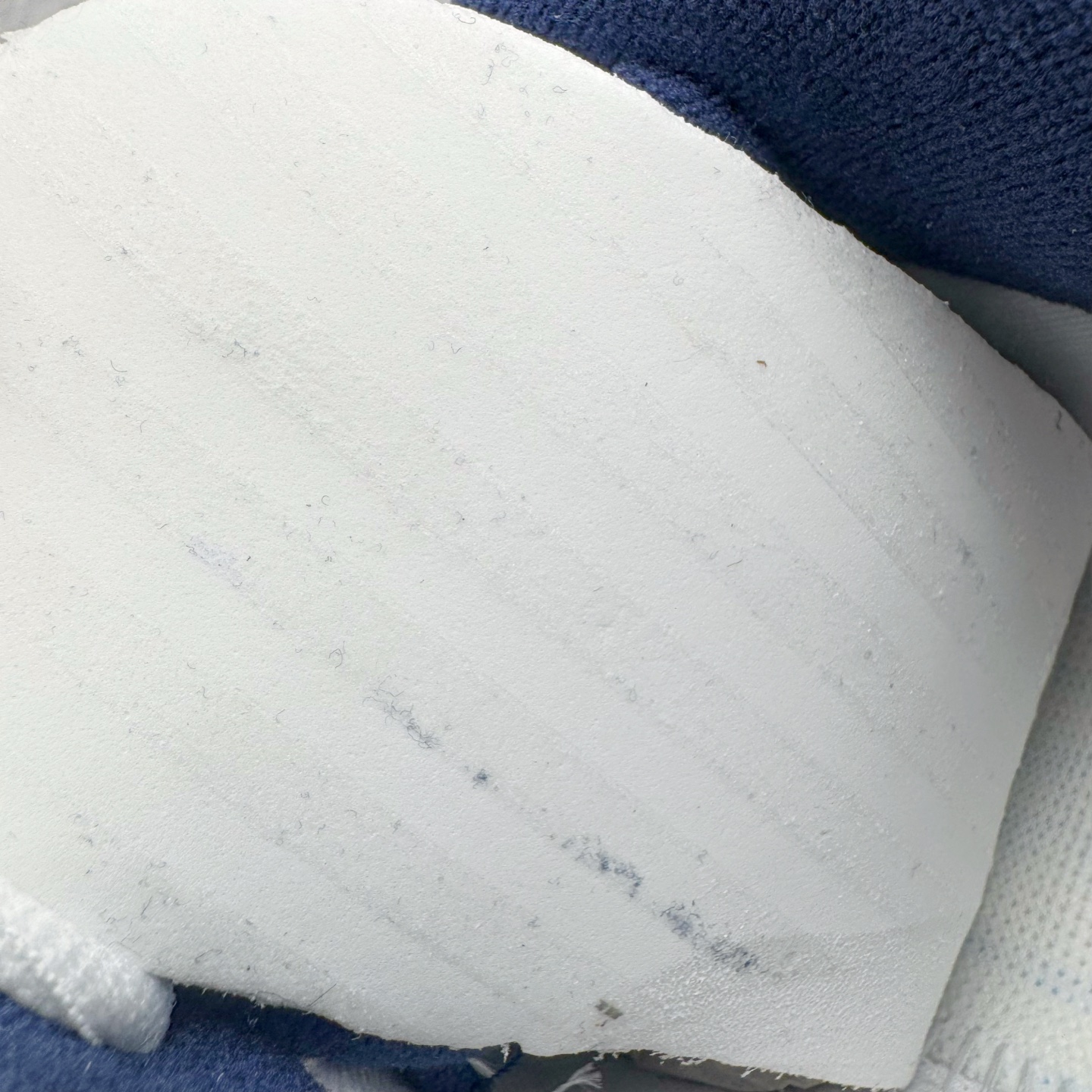 图片[11]-＃奥莱订单福利 NK Air Monarch IV M2K Tekno 复古运动老爹鞋 白蓝 货号：415445-102 独家渠道 市面未流通批次 奥莱直播间499 599一样的东西 碾压市面现存所有版本 公司一样的东西 超值回馈 帮你省钱 复古潮流优质皮革打造鞋面 夸张流线极符 风靡老爹元素 外形延续当下潮流得未来感老爹鞋 设计干净配色风格也带有浓郁的复古感受 极为独特 尺码：36 36.5 37.5 38 38.5 39 40 40.5 41 42 42.5 43 44 44.5-选品中心