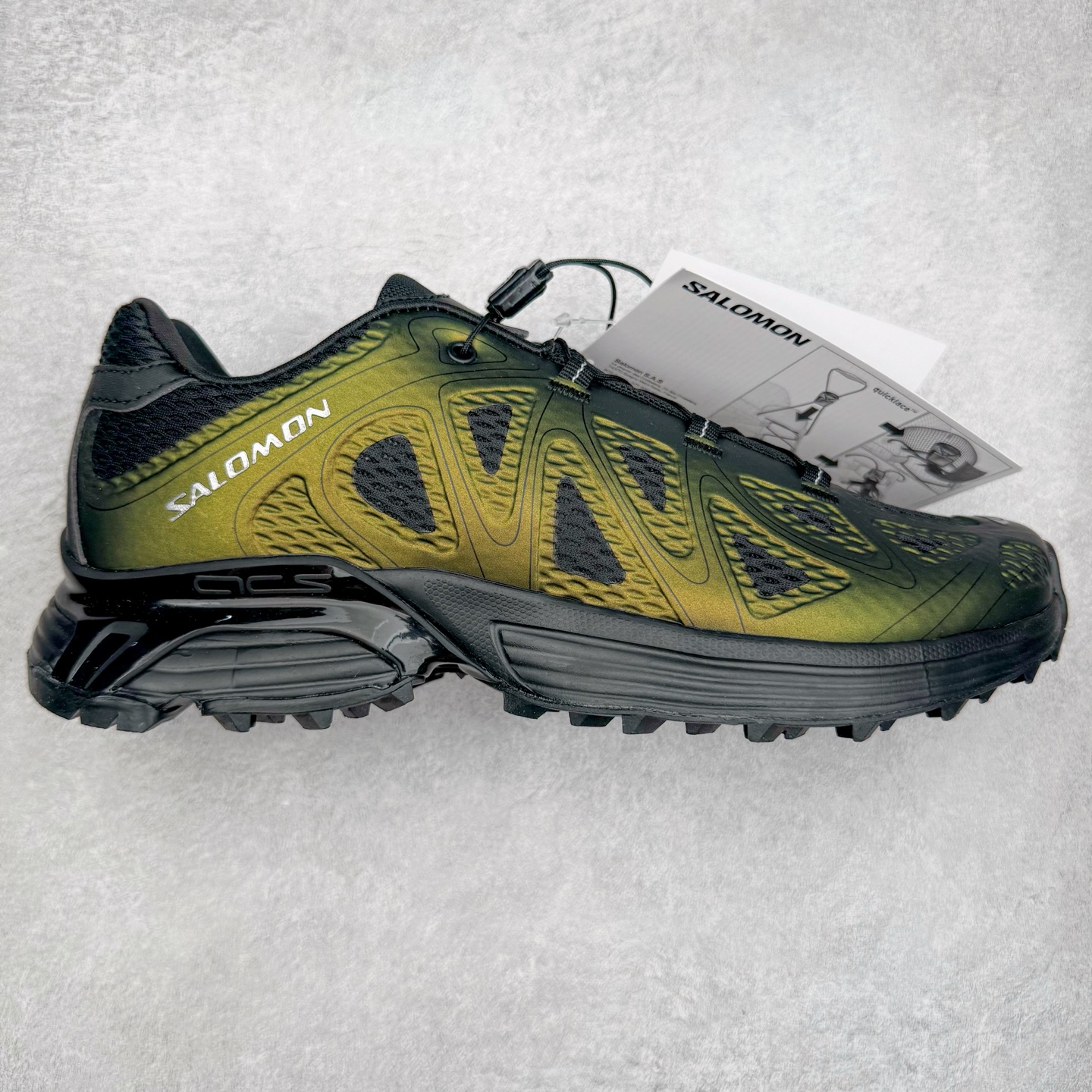 ＃HP SALOMON XT-WHISPER 萨洛蒙圆头防滑耐磨低帮休闲越野训练城市通勤跑步鞋 男女同款 浅棕色 纯原外贸平台特供订单 耗时半年巨作 全套原纸板楦头开发 原厂特供网布配套加持 确保原汁原味 完美呈现版型 原档数据独家私模五层组合大底 男女鞋同步官方开发至46.5 原装Ortholite轻量化鞋垫 中底布带钢印编号 原厂TPU锁扣 进口港宝加持 后跟自然饱满 还原公司包裹性 鞋面以“锯齿”状的包裹系统呈现 在基色底之下加入了各种色点缀 将公司的最新技术和时尚前卫的造型融入耐用的长跑款式中 鞋面由 TPU 薄膜制成 并焊接在高耐磨网眼上 使其既时尚又坚固 由 ACS底盘支撑 可增强稳定性和支撑力 以及由橡胶凸耳 Contragrip外底覆盖的 EVA 缓冲中底 旨在应对崎岖的地形 鞋舌上的彩色Salomon 标签、Quicklace 系统以及鞋头、鞋舌和鞋跟上的附加品牌使细节更加完美 让穿着者可以轻松驾驭户外与通勤下的任何运动生活场景 无缝鞋身户外随意纵横 颜值与脚感兼备 出街通勤 绝对非常吸睛 你值得拥有 尺码：36 36.5 37.5 38 38.5 39 40 40.5 41 42 42.5 43 44 44.5 45 46 46.5 注意：偏小1码-选品中心