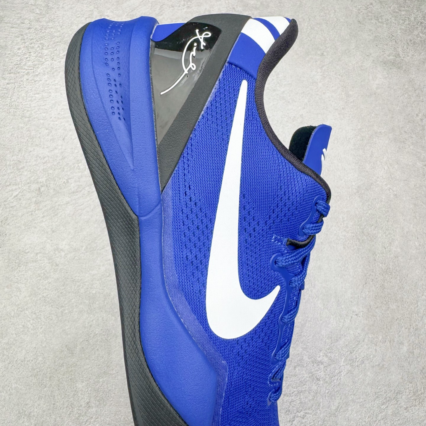 图片[6]-＃GX NK Zoom Kobe Ⅷ System 科比8代复刻实战运动低帮文化篮球鞋 黑蓝 555035-202 完美复刻公司货 React科技鞋垫加持 实战配置直接拉满 原楦纸板开发 鞋身流线型、后跟塑形 区分土肥圆 原厂针织鞋面一针一线匹配原版 全身鞋材卡料色独家定制 唯一万针立体刺绣SWOOSH 真实底模最大50.5 实战利器 专供海外市场 独立原厂模具 首批不拼图大几率过验 亲测已过 支持各种高强度实战 无需担心 补货周期极长 脚宽建议买大半码 科比系列前掌偏窄 支持七天无理由退换 尺码： 40 40.5 41 42 42.5 43 44 44.5 45 46 47.5 48.5 49.5 50.5-选品中心