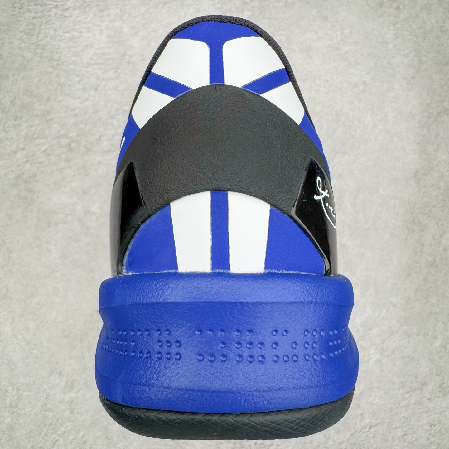 图片[8]-＃GX NK Zoom Kobe Ⅷ System 科比8代复刻实战运动低帮文化篮球鞋 黑蓝 555035-202 完美复刻公司货 React科技鞋垫加持 实战配置直接拉满 原楦纸板开发 鞋身流线型、后跟塑形 区分土肥圆 原厂针织鞋面一针一线匹配原版 全身鞋材卡料色独家定制 唯一万针立体刺绣SWOOSH 真实底模最大50.5 实战利器 专供海外市场 独立原厂模具 首批不拼图大几率过验 亲测已过 支持各种高强度实战 无需担心 补货周期极长 脚宽建议买大半码 科比系列前掌偏窄 支持七天无理由退换 尺码： 40 40.5 41 42 42.5 43 44 44.5 45 46 47.5 48.5 49.5 50.5-选品中心