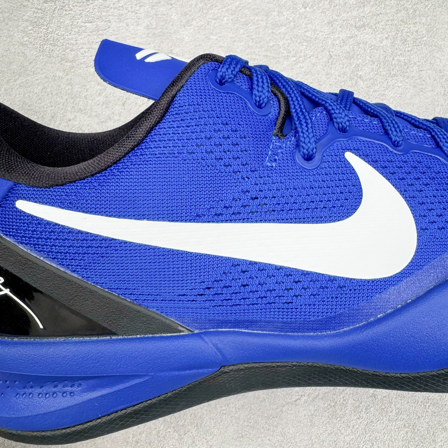 图片[13]-＃GX NK Zoom Kobe Ⅷ System 科比8代复刻实战运动低帮文化篮球鞋 黑蓝 555035-202 完美复刻公司货 React科技鞋垫加持 实战配置直接拉满 原楦纸板开发 鞋身流线型、后跟塑形 区分土肥圆 原厂针织鞋面一针一线匹配原版 全身鞋材卡料色独家定制 唯一万针立体刺绣SWOOSH 真实底模最大50.5 实战利器 专供海外市场 独立原厂模具 首批不拼图大几率过验 亲测已过 支持各种高强度实战 无需担心 补货周期极长 脚宽建议买大半码 科比系列前掌偏窄 支持七天无理由退换 尺码： 40 40.5 41 42 42.5 43 44 44.5 45 46 47.5 48.5 49.5 50.5-选品中心