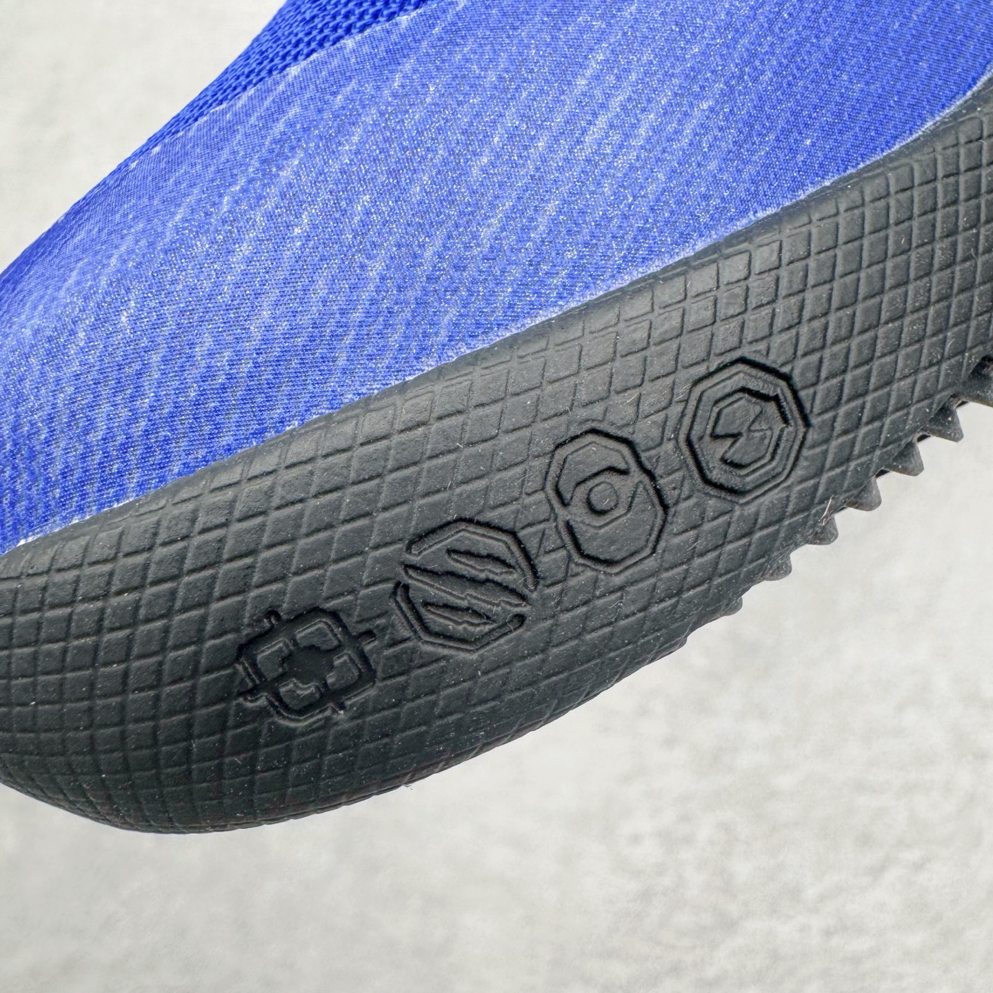 图片[19]-＃GX NK Zoom Kobe Ⅷ System 科比8代复刻实战运动低帮文化篮球鞋 黑蓝 555035-202 完美复刻公司货 React科技鞋垫加持 实战配置直接拉满 原楦纸板开发 鞋身流线型、后跟塑形 区分土肥圆 原厂针织鞋面一针一线匹配原版 全身鞋材卡料色独家定制 唯一万针立体刺绣SWOOSH 真实底模最大50.5 实战利器 专供海外市场 独立原厂模具 首批不拼图大几率过验 亲测已过 支持各种高强度实战 无需担心 补货周期极长 脚宽建议买大半码 科比系列前掌偏窄 支持七天无理由退换 尺码： 40 40.5 41 42 42.5 43 44 44.5 45 46 47.5 48.5 49.5 50.5-选品中心