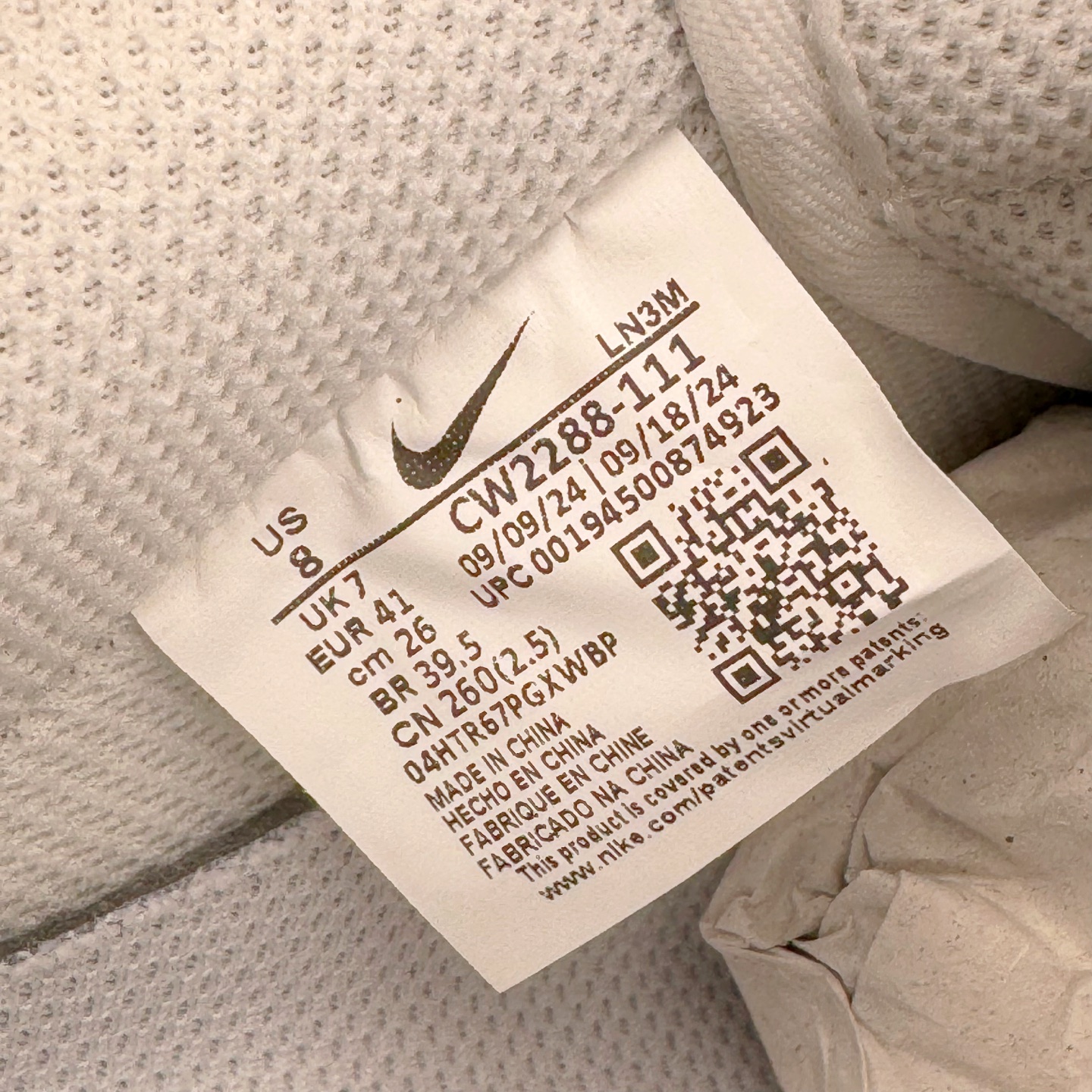 图片[13]-＃奥莱Zp订单福利 NK Air Force 1´07 Low 空军一号低帮百搭休闲运动板鞋 纯白 CW2288-111 独家渠道 市面未流通批次 奥莱直播间499 599一样的东西 碾压市面现存所有版本 公司一样的东西 超值回馈 帮你省钱 支持各种鉴定 柔软、弹性十足的缓震性能和出色的中底设计 横跨复古与现代的外型结合 造就出风靡全球三十多年的Force 1 直到今天还深受青睐 尺码：35.5 36 36.5 37.5 38 38.5 39 40 40.5 41 42 42.5 43 44 44.5 45 46-选品中心