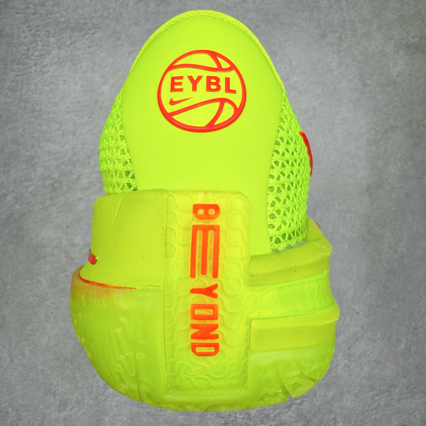 图片[8]-＃S2纯原 NK Zoom GT CUT 1 低帮实战篮球鞋 IM2130-700 历时三月调试 完美版型独家呈现 独家革新四层加厚复合鞋面 鞋面强度及支撑性能秒杀市场尝鲜纯原 独家内置高韧性TPU抗扭片 尝鲜纯原无抗扭片 原厂ZOOM 配套工艺气垫 澎湃脚感上脚可鉴 区分市场假气垫 低气压气垫 大底正确拼接式SWOOSH图案 区分市场一体式贴膜 原厂REACT中底发泡模具 前掌纹路极其立体 防滑性能优异 实战出真知 历经多位圈内大神实战测试 尺码：40 40.5 41 42 42.5 43 44 44.5 45 46 47.5-选品中心