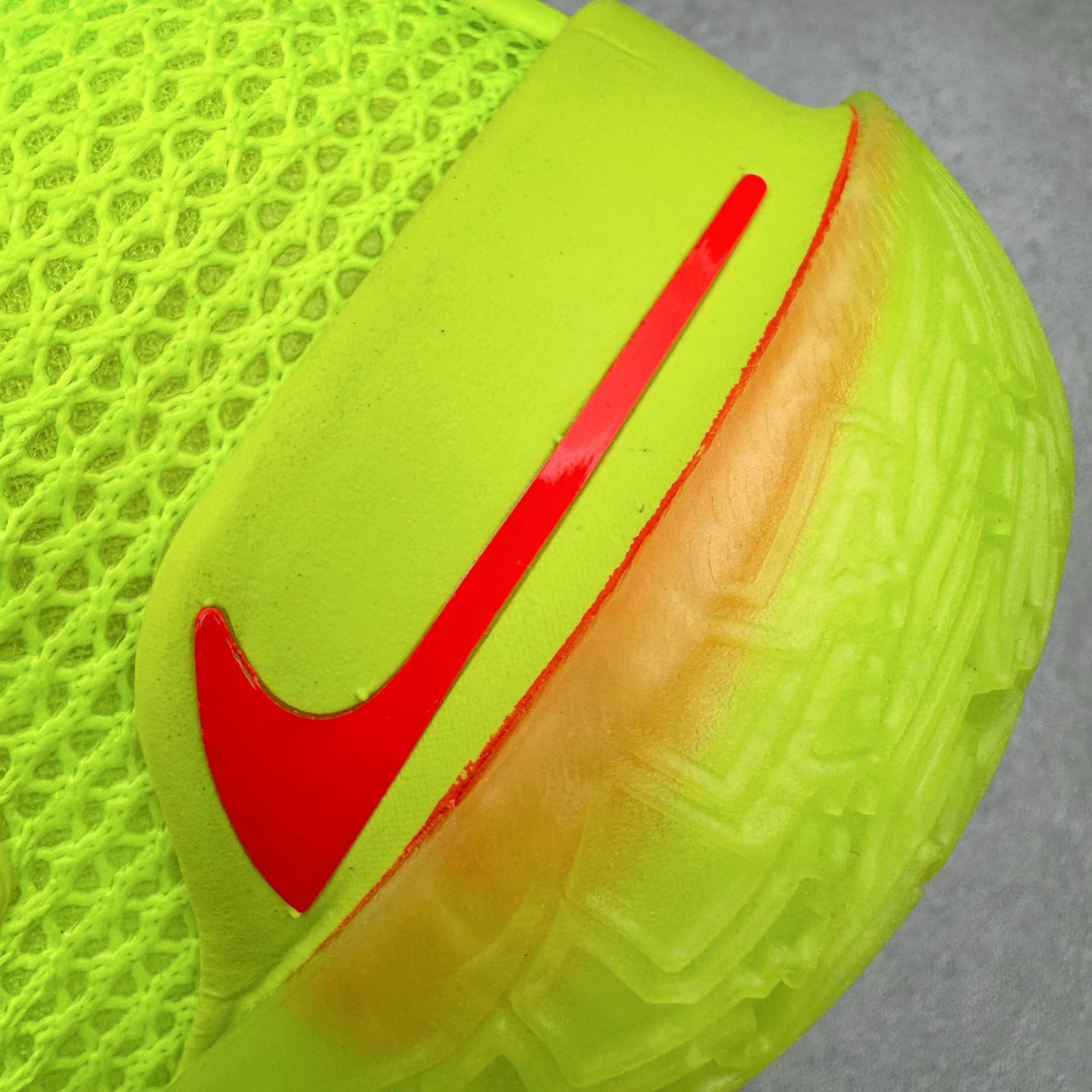 图片[21]-＃S2纯原 NK Zoom GT CUT 1 低帮实战篮球鞋 IM2130-700 历时三月调试 完美版型独家呈现 独家革新四层加厚复合鞋面 鞋面强度及支撑性能秒杀市场尝鲜纯原 独家内置高韧性TPU抗扭片 尝鲜纯原无抗扭片 原厂ZOOM 配套工艺气垫 澎湃脚感上脚可鉴 区分市场假气垫 低气压气垫 大底正确拼接式SWOOSH图案 区分市场一体式贴膜 原厂REACT中底发泡模具 前掌纹路极其立体 防滑性能优异 实战出真知 历经多位圈内大神实战测试 尺码：40 40.5 41 42 42.5 43 44 44.5 45 46 47.5-选品中心