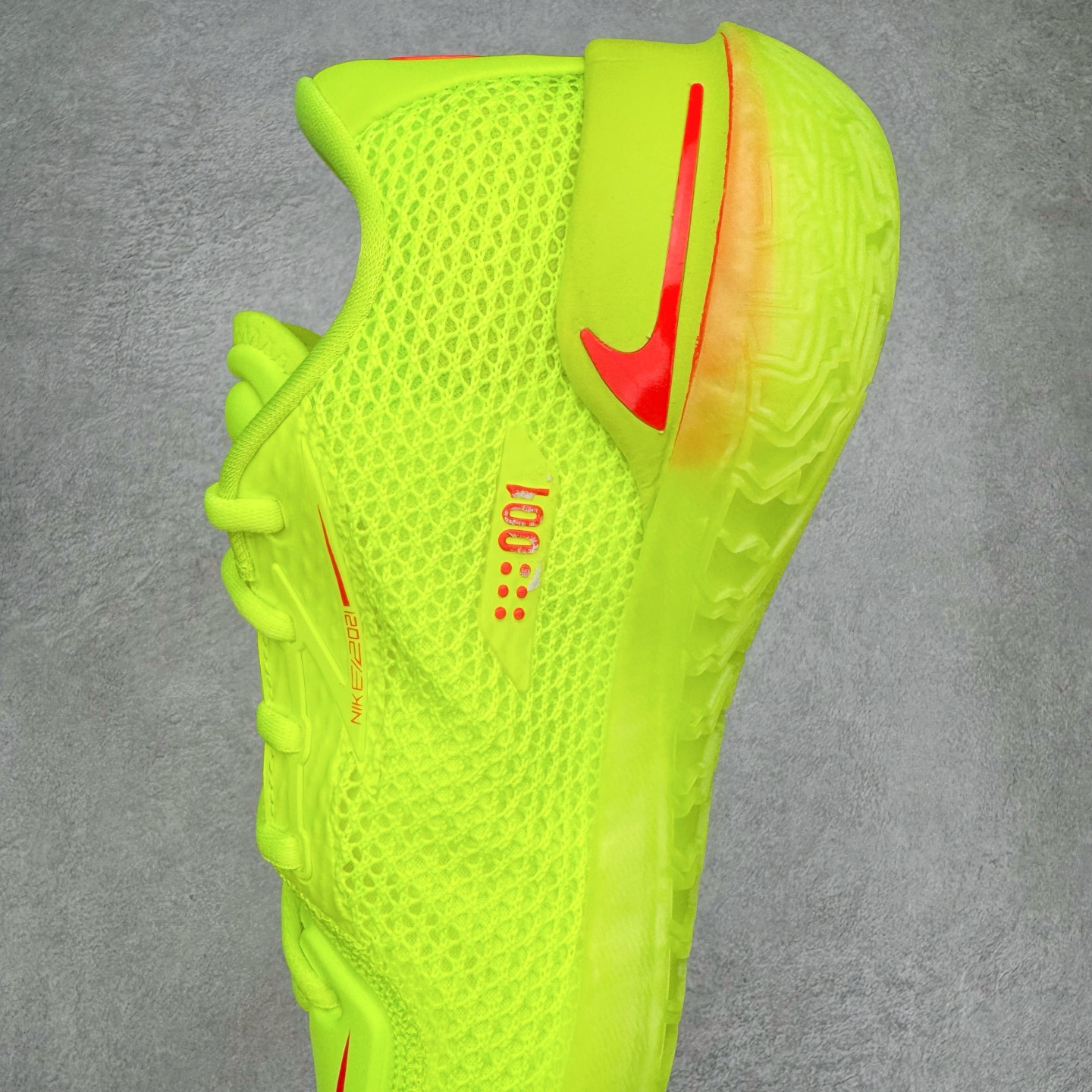 图片[7]-＃S2纯原 NK Zoom GT CUT 1 低帮实战篮球鞋 IM2130-700 历时三月调试 完美版型独家呈现 独家革新四层加厚复合鞋面 鞋面强度及支撑性能秒杀市场尝鲜纯原 独家内置高韧性TPU抗扭片 尝鲜纯原无抗扭片 原厂ZOOM 配套工艺气垫 澎湃脚感上脚可鉴 区分市场假气垫 低气压气垫 大底正确拼接式SWOOSH图案 区分市场一体式贴膜 原厂REACT中底发泡模具 前掌纹路极其立体 防滑性能优异 实战出真知 历经多位圈内大神实战测试 尺码：40 40.5 41 42 42.5 43 44 44.5 45 46 47.5-选品中心