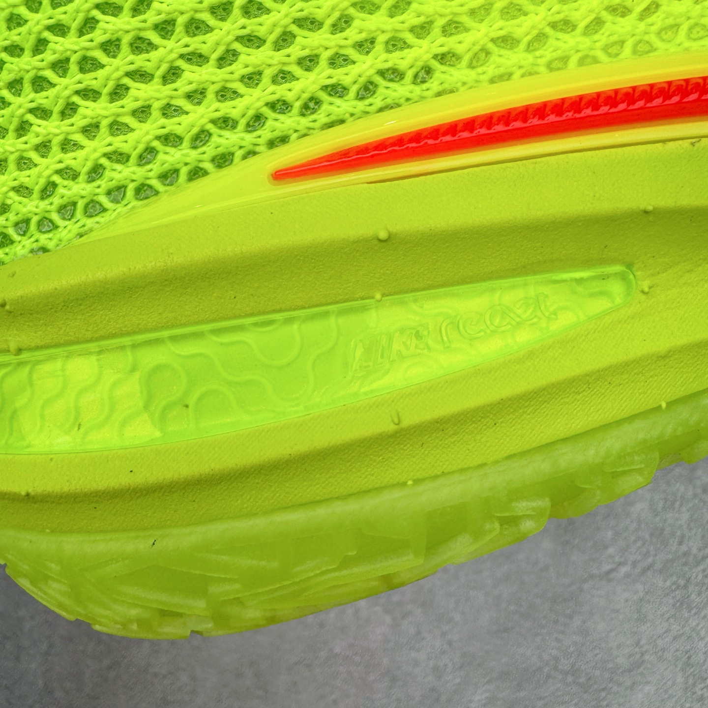 图片[17]-＃S2纯原 NK Zoom GT CUT 1 低帮实战篮球鞋 IM2130-700 历时三月调试 完美版型独家呈现 独家革新四层加厚复合鞋面 鞋面强度及支撑性能秒杀市场尝鲜纯原 独家内置高韧性TPU抗扭片 尝鲜纯原无抗扭片 原厂ZOOM 配套工艺气垫 澎湃脚感上脚可鉴 区分市场假气垫 低气压气垫 大底正确拼接式SWOOSH图案 区分市场一体式贴膜 原厂REACT中底发泡模具 前掌纹路极其立体 防滑性能优异 实战出真知 历经多位圈内大神实战测试 尺码：40 40.5 41 42 42.5 43 44 44.5 45 46 47.5-选品中心