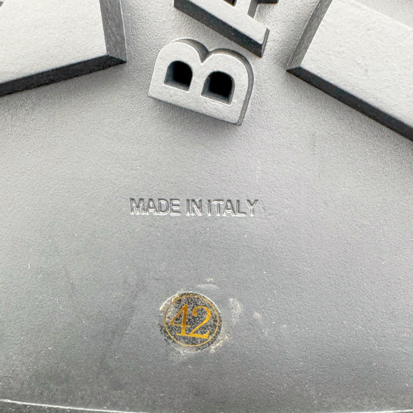 图片[20]-＃GD广顶 Balenciaga Hummer 巴黎世家牛皮革公牛皮 圆头系带德比做旧休闲鞋 象征着时尚的前沿 款式典雅而时尚 突显法式高雅气息 众多国内外一线潮流明星上脚加持 舒适鞋面 具有很好的延展性和透气性 外观设计鞋身运用简洁的黑色进行搭配 上脚颜值高 鞋跟耐磨性强 不易打滑 尺码：39-45（偏大一码）-选品中心