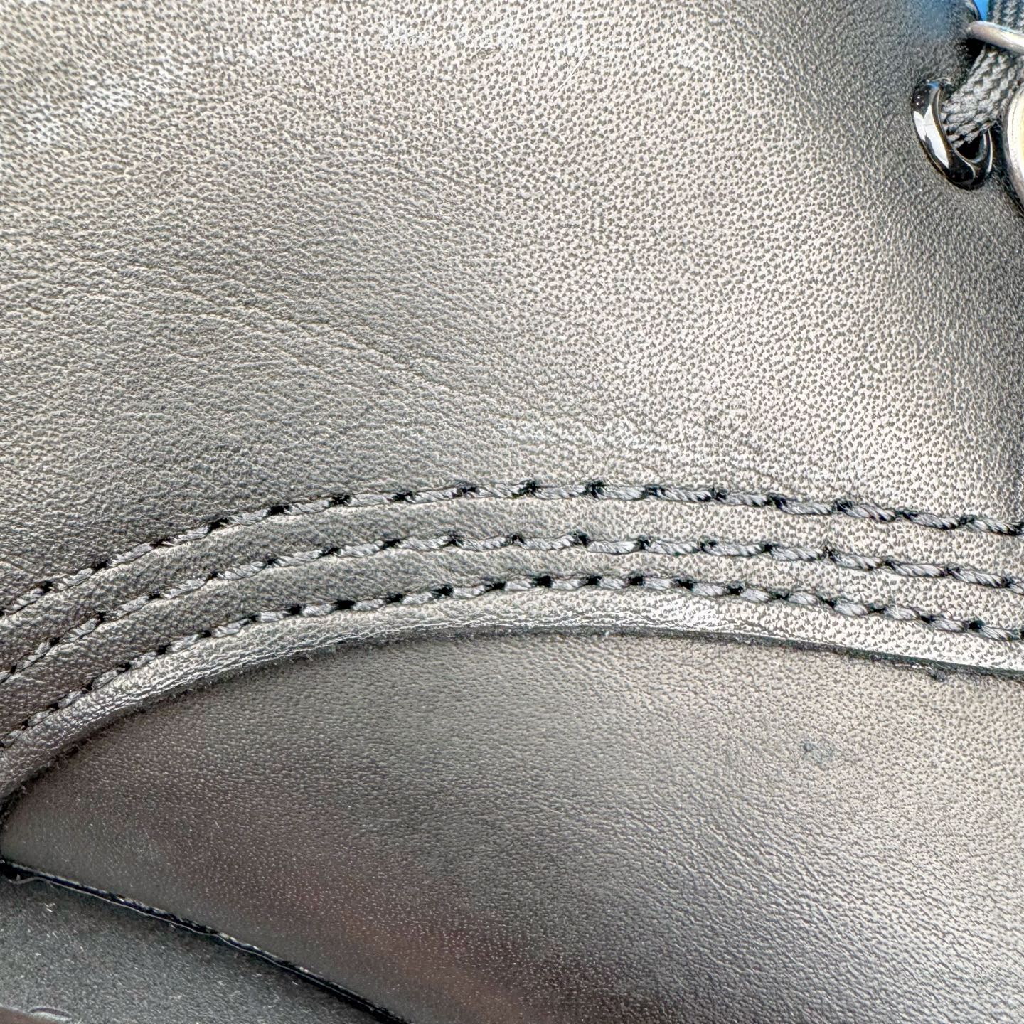 图片[15]-＃GD广顶 Balenciaga Hummer 巴黎世家牛皮革公牛皮 圆头系带德比做旧休闲鞋 象征着时尚的前沿 款式典雅而时尚 突显法式高雅气息 众多国内外一线潮流明星上脚加持 舒适鞋面 具有很好的延展性和透气性 外观设计鞋身运用简洁的黑色进行搭配 上脚颜值高 鞋跟耐磨性强 不易打滑 尺码：39-45（偏大一码）-选品中心