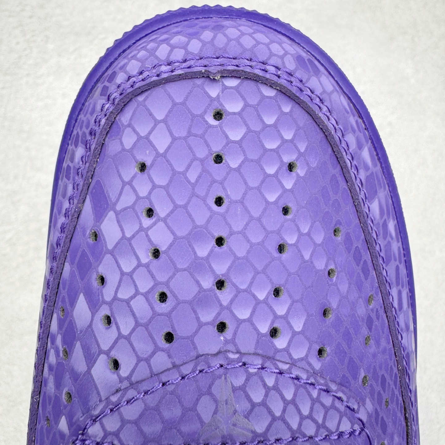 图片[16]-＃S2 NK Air Force 1 Low Kobe 空军一号时尚舒适防滑耐磨低帮板鞋 科比紫色 IB0018-500 实拍调校N版已经零色差零失真 百分百还原实物色彩所见即所得 不存在货不对板色差等低级问题 选购参考实物拍摄 不混卖不参货 只用心做好货严格选品 承诺混一赔十 尺码：36 36.5 37.5 38 38.5 39 40 40.5 41 42 42.5 43 44 44.5 45-选品中心