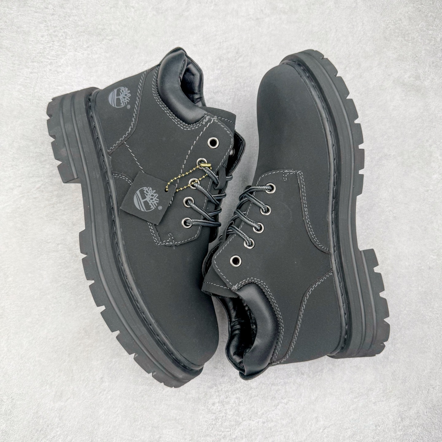 图片[3]-Timberland 天伯伦/添柏岚经典款 25ss新款中帮 经典再造 全新升级 广东大厂品质 原盒原包装 面料采用意大利🇮🇹顶级磨砂牛皮 搭配防臭防腐真皮乳胶鞋垫 给您完美的穿着体验 质量考究耐穿 型男必备 专治不帅 高品质脚感一流 独家供应 尺码：39 40 41 42 43 44 偏大一码-选品中心