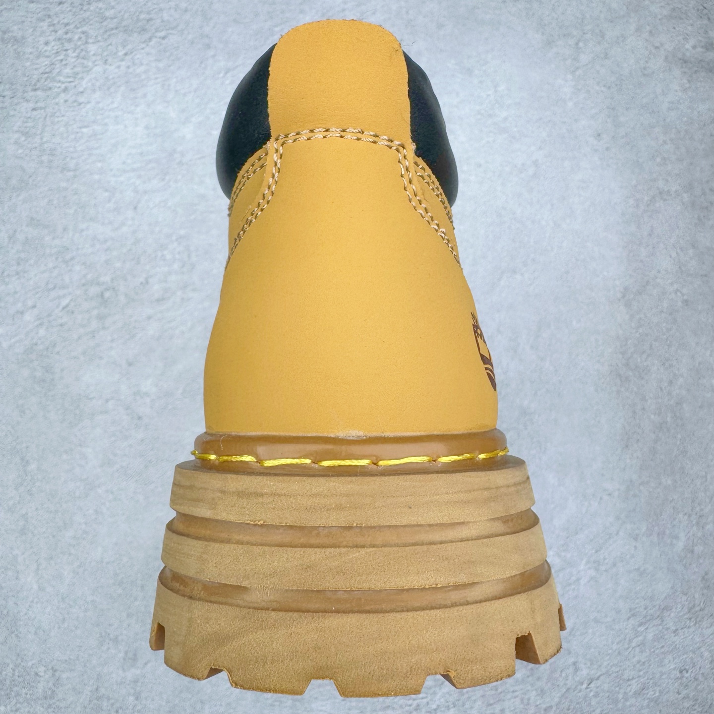 图片[8]-Timberland 天伯伦/添柏岚经典款 25ss新款中帮 经典再造 全新升级 广东大厂品质 原盒原包装 面料采用意大利🇮🇹顶级磨砂牛皮 搭配防臭防腐真皮乳胶鞋垫 给您完美的穿着体验 质量考究耐穿 型男必备 专治不帅 高品质脚感一流 独家供应 尺码：39 40 41 42 43 44 偏大一码-选品中心