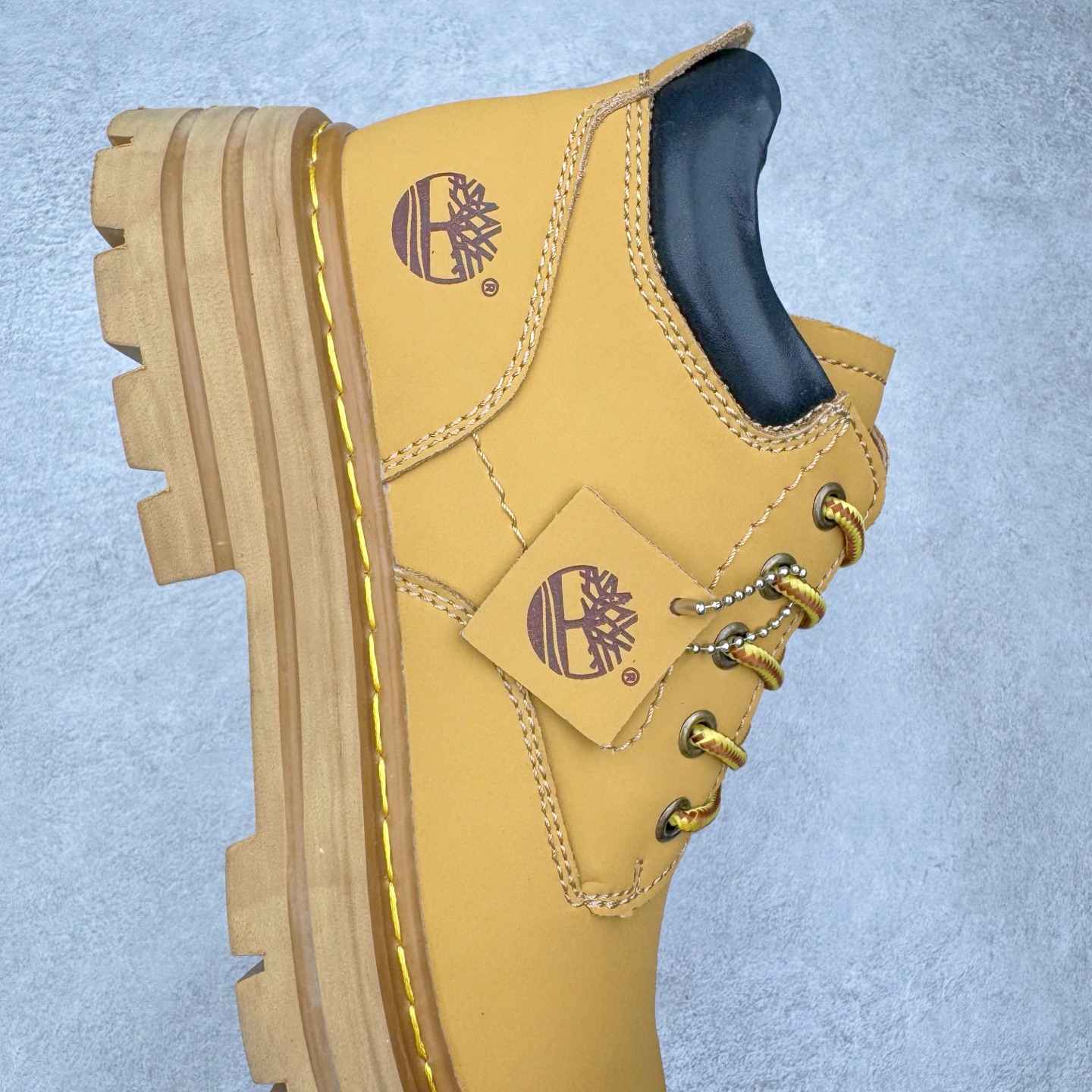 图片[6]-Timberland 天伯伦/添柏岚经典款 25ss新款中帮 经典再造 全新升级 广东大厂品质 原盒原包装 面料采用意大利🇮🇹顶级磨砂牛皮 搭配防臭防腐真皮乳胶鞋垫 给您完美的穿着体验 质量考究耐穿 型男必备 专治不帅 高品质脚感一流 独家供应 尺码：39 40 41 42 43 44 偏大一码-选品中心