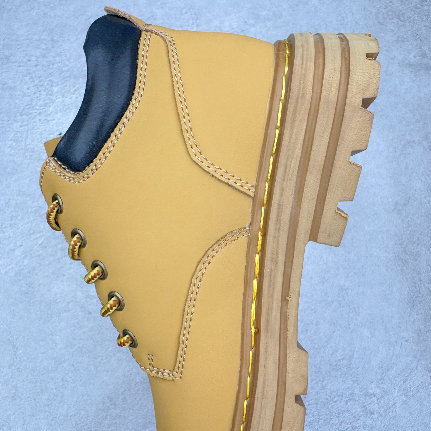 图片[7]-Timberland 天伯伦/添柏岚经典款 25ss新款中帮 经典再造 全新升级 广东大厂品质 原盒原包装 面料采用意大利🇮🇹顶级磨砂牛皮 搭配防臭防腐真皮乳胶鞋垫 给您完美的穿着体验 质量考究耐穿 型男必备 专治不帅 高品质脚感一流 独家供应 尺码：39 40 41 42 43 44 偏大一码-选品中心