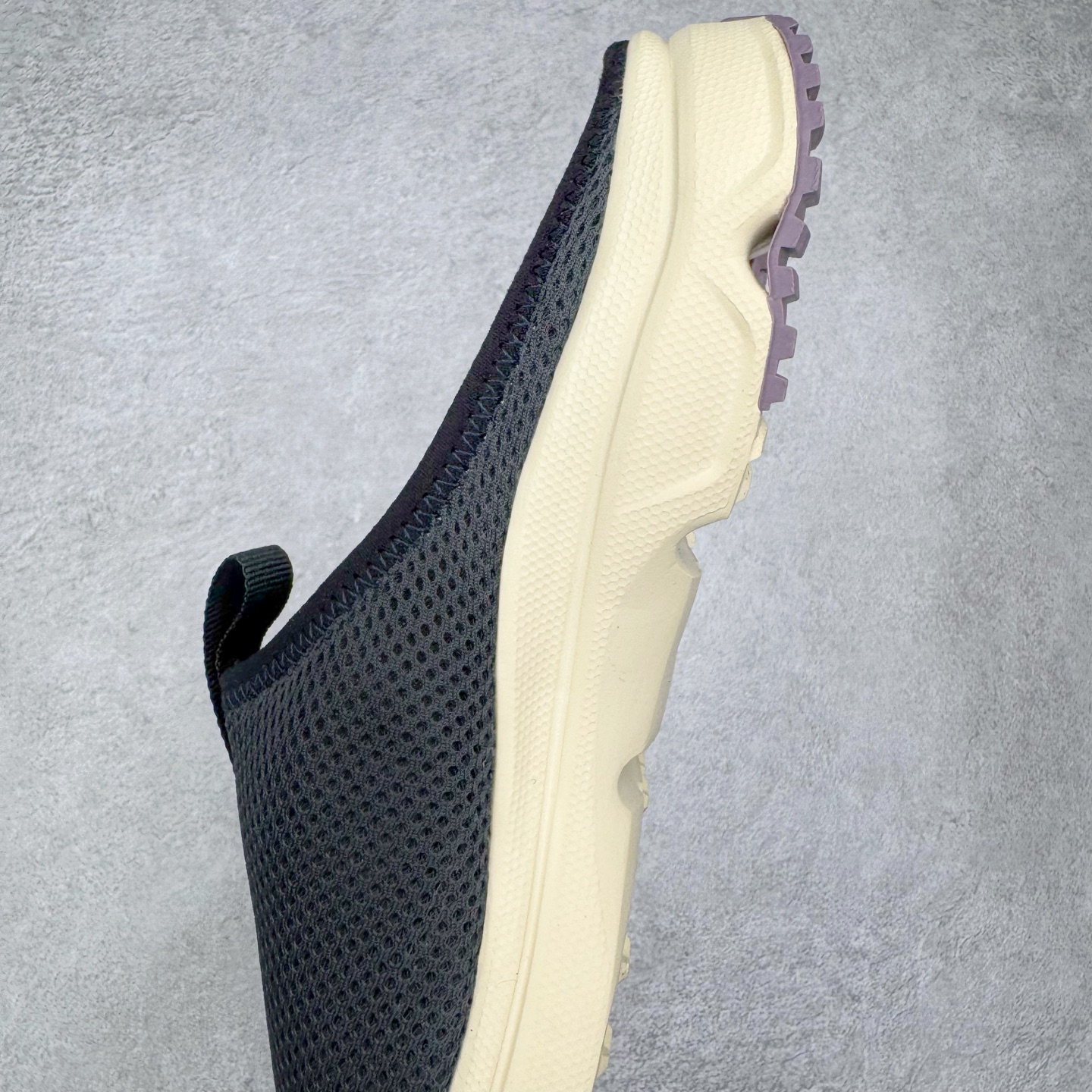 图片[7]-＃HP SALOMON萨洛蒙 RX Slide 3.0 CANVAS 舒适柔软 防滑包头拖鞋 男女同款 SALOMON诞生于1947年的法国阿尔卑斯山区，全球知名的户外运动品牌。一直致力于推动滑雪、越野跑等山地运动的发展及产品的进步。其产品设计致力于追求创新和发掘产品的性能极限，帮助喜欢自由的人在山地间不断挑战自我。实拍调校N版已经零色差零失真 百分百还原实物色彩所见即所得 不存在货不对板色差等低级问题 选购参考实物拍摄 不混卖不参货 只用心做好货严格选品 承诺混一赔十 尺码：36 36.5 37.5 38 38.5 39 40 40.5 41 42 42.5 43 44 44.5 45-选品中心