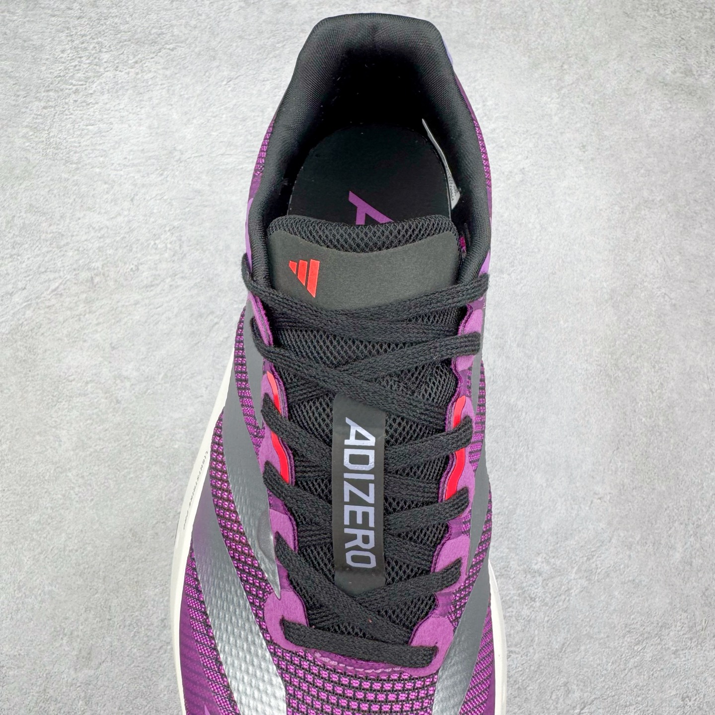 图片[5]-AD Adizero Boston 13 夏季透气网眼竞速跑鞋 JS4943 融合Lightstrike和Lightstrike Pro技术 采用乙烯/乙酸乙烯酯(EVA)材质 打造舒适中底 含ENERGYROD能量碳柱 旨在为步伐添活力 尺码：36 36.5 37 38 38.5 39 40 40.5 41 42 42.5 43 44 44.5 45-选品中心