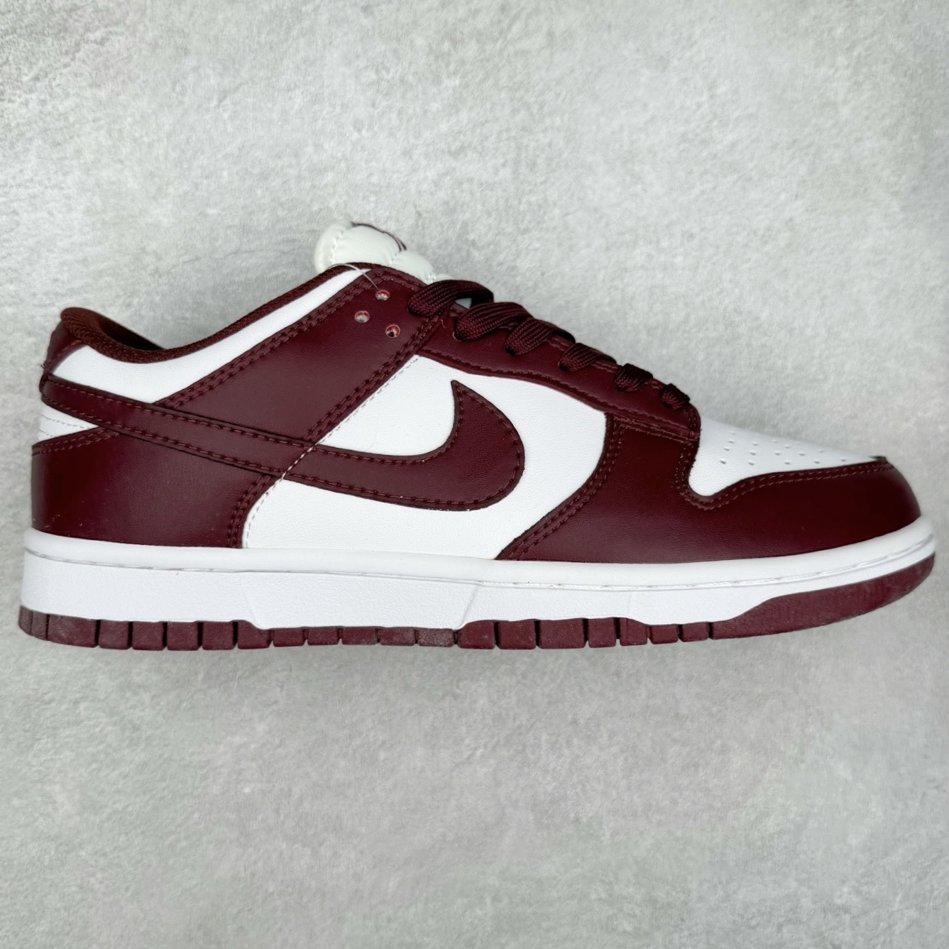 图片[5]-＃福利特价 NK SB Dunk Low 低帮系列滑板鞋 白菜价 万双库存轰炸 大厂出品 极力推荐 全套原楦原模倾力打造完美版型 独家原厂航空铝磨具打磨大底 鞋头坡度极致还原 原盒原配 尺码：36 36.5 37.5 38 38.5 39 40 40.5 41 42 42.5 43 44 44.5 45 46 47.5-选品中心