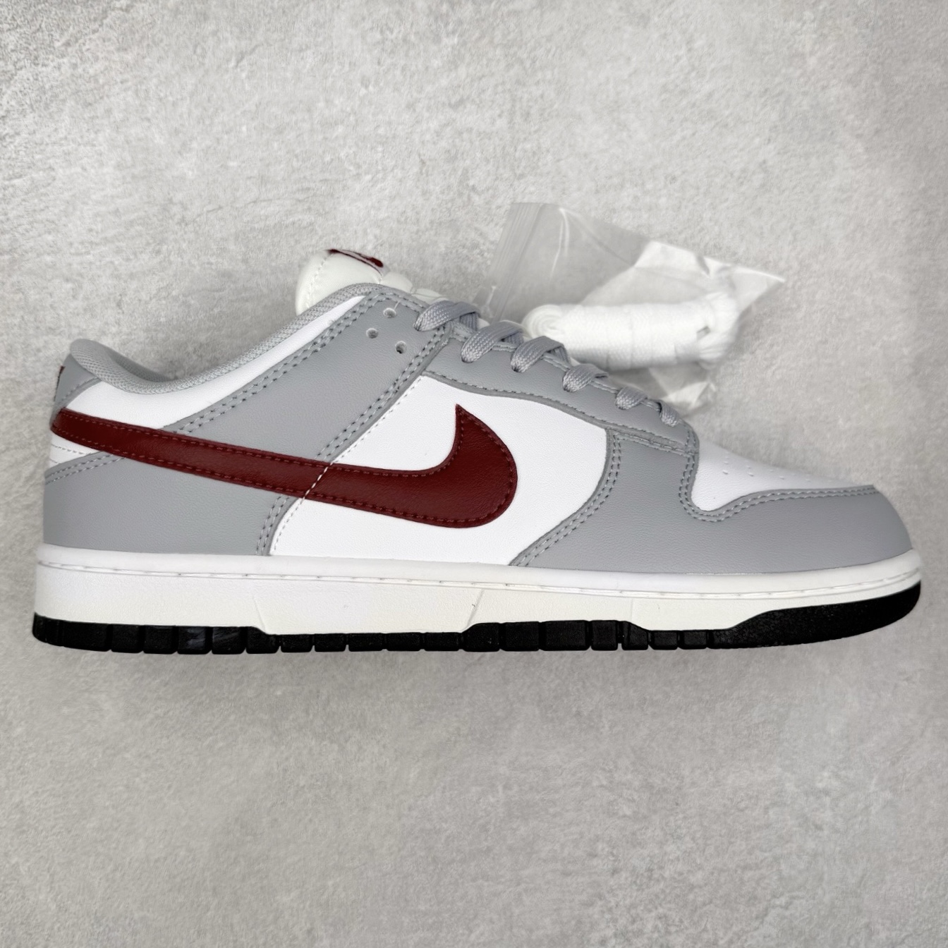 图片[8]-＃福利特价 NK SB Dunk Low 低帮系列滑板鞋 白菜价 万双库存轰炸 大厂出品 极力推荐 全套原楦原模倾力打造完美版型 独家原厂航空铝磨具打磨大底 鞋头坡度极致还原 原盒原配 尺码：36 36.5 37.5 38 38.5 39 40 40.5 41 42 42.5 43 44 44.5 45 46 47.5-选品中心