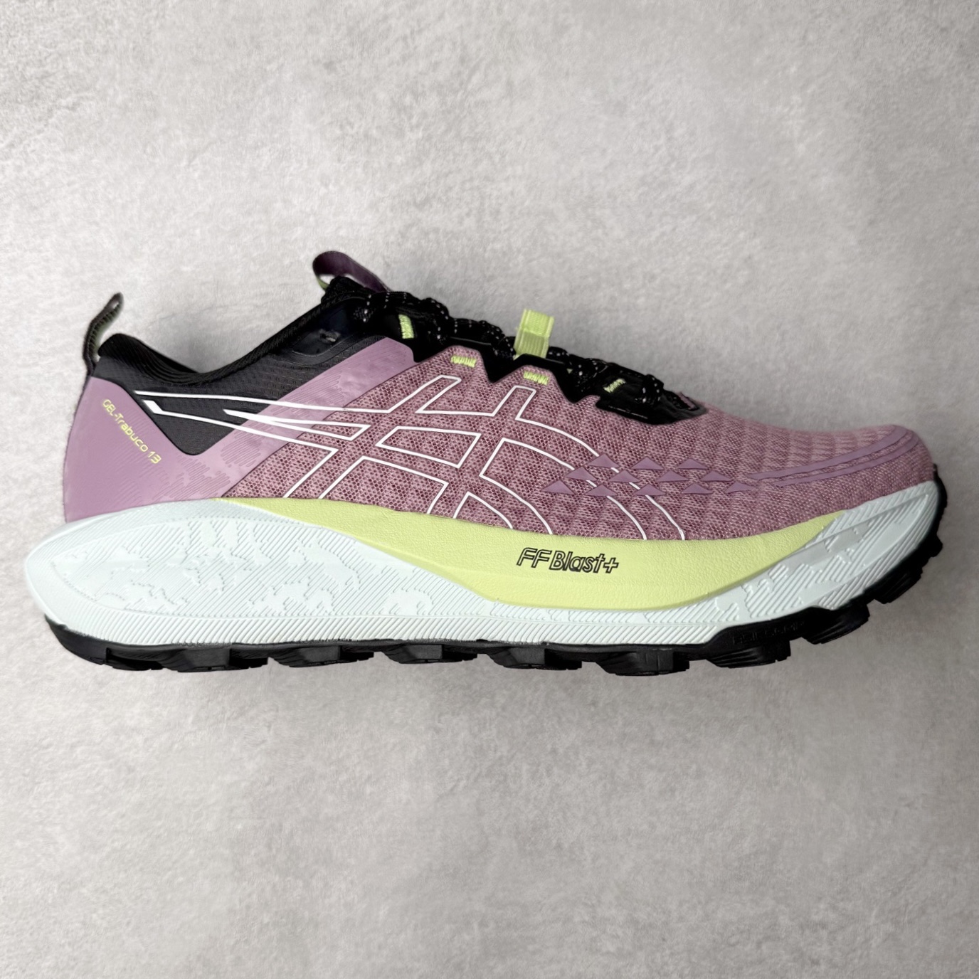 图片[2]-Asics GEL-TRABUCO 13 GTX 亚瑟士舒适百搭轻便透气减震低帮跑步鞋 ASICS（亚瑟士）是日本实业家鬼冢喜八郎创立的跑鞋运动品牌，名字想法源自著名的拉丁谚语“AnimaSana In Corpore Sano”，意为“健全的精神寓于强健的体魄”。正如其名字的含义，ASICS亚瑟士一直坚信保持身体的健康与活力是打造健康快乐的生活方式的最佳途径。亚瑟士的跑鞋、篮球鞋等系列集专业与美貌于一身，拥有极高的热度。2016年，ASICS在“2016年日本最佳全球品牌”排行榜名列第17名。尺码：36 37 37.5 38 39 39.5 40 40.5 41.5 42 42.5 43.5 44 45-选品中心