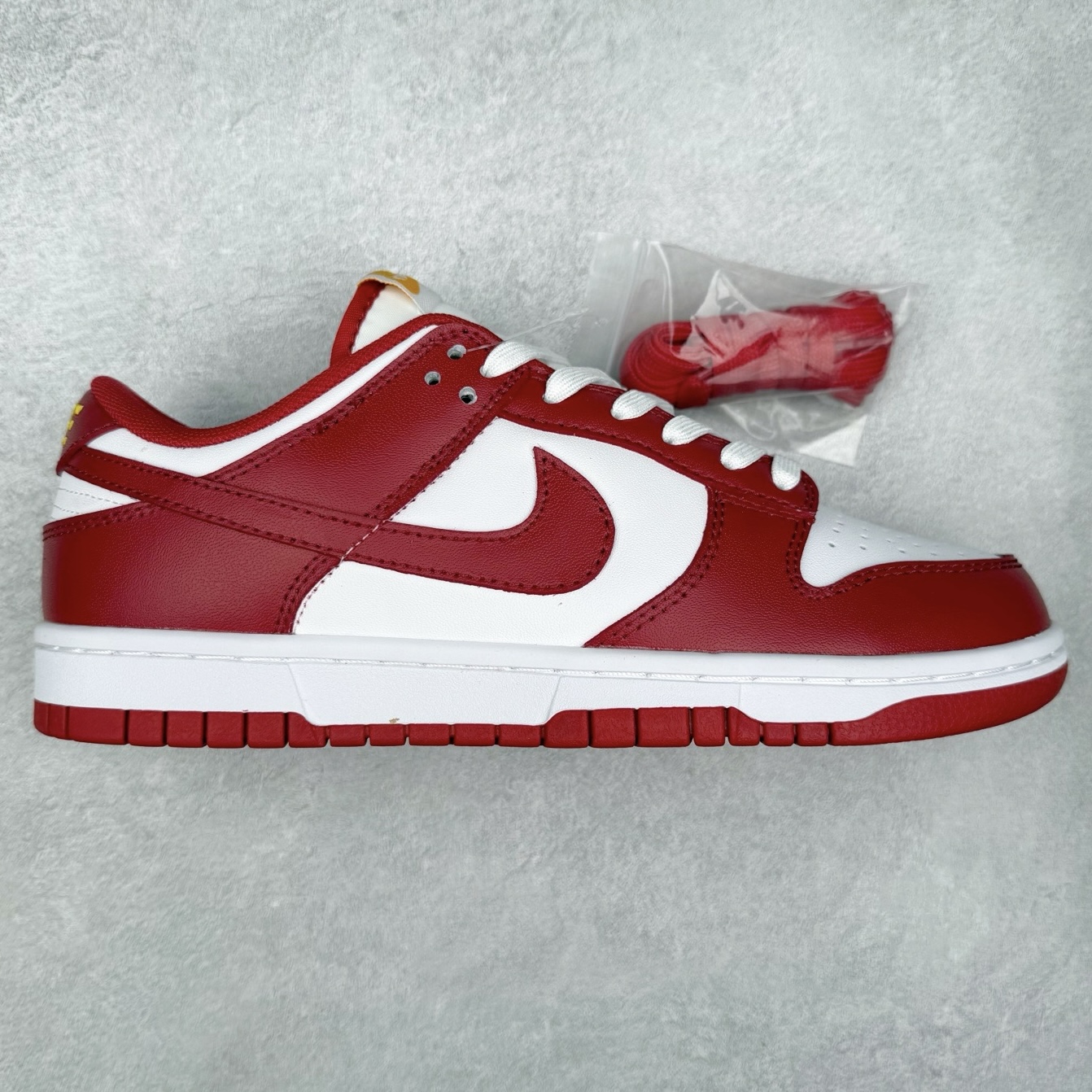 图片[4]-＃福利特价 NK SB Dunk Low 低帮系列滑板鞋 白菜价 万双库存轰炸 大厂出品 极力推荐 全套原楦原模倾力打造完美版型 独家原厂航空铝磨具打磨大底 鞋头坡度极致还原 原盒原配 尺码：36 36.5 37.5 38 38.5 39 40 40.5 41 42 42.5 43 44 44.5 45 46 47.5-选品中心