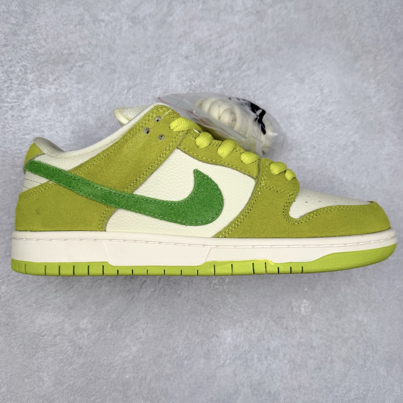 图片[5]-＃福利特价 NK SB Dunk Low 低帮系列滑板鞋 白菜价 万双库存轰炸 大厂出品 极力推荐 全套原楦原模倾力打造完美版型 独家原厂航空铝磨具打磨大底 鞋头坡度极致还原 原盒原配 尺码：36 36.5 37.5 38 38.5 39 40 40.5 41 42 42.5 43 44 44.5 45 46 47.5-选品中心