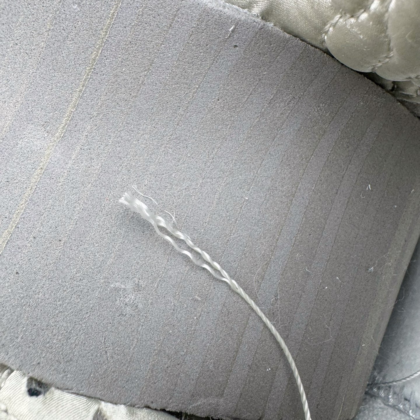 图片[13]-＃YC纯原 NK Dunk Low 蛇年限定 米白绿 HV5980-231 实力大厂出品 新配色陆续开发 利润个位数只为口碑 全套原纸板楦头开发 确保原汁原味 完美呈现DUNK版型 一比一鞋头弧度高度鞋身弧度 此版本只针对中端市场 皮料材质有所更替 其他数据细节工艺流程均保持一致 绝不口嗨 细节品控鞋型随意对比 独家私模官方第六代原厂航空铝磨具打磨大底 鞋头坡度极致还原 无解鞋型 原盒原配 圈内天花板工艺 原厂玻璃冲刀 超高清洁度 全鞋零毛边皮料切割 原厂中底布点胶 中底布拉帮走线遵循公司 尺码：36 36.5 37.5 38 38.5 39 40 40.5 41 42 42.5 43 44 44.5 45 46-选品中心