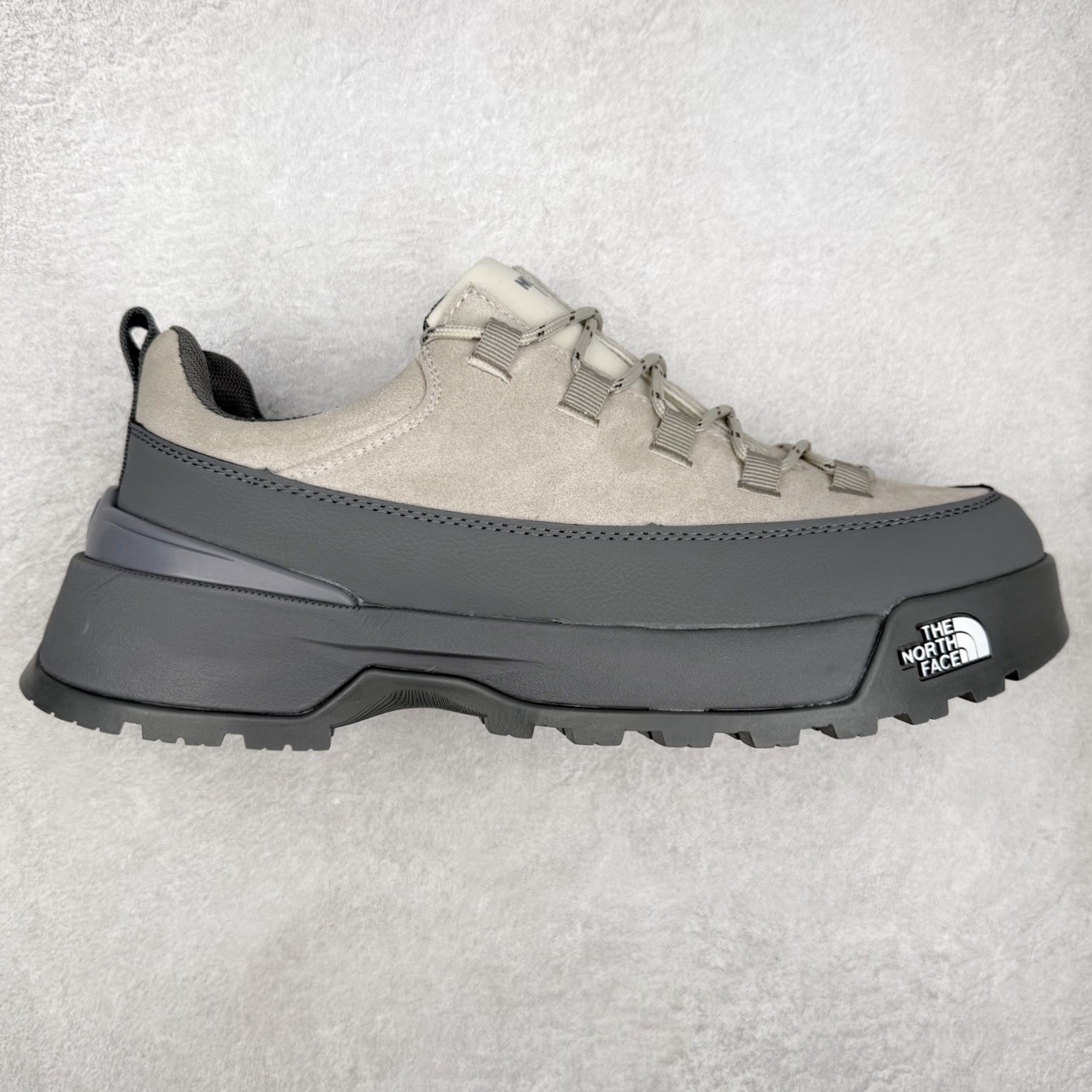 THE NORTH FACE GLENCLYFFE 北面格伦斯尼斯系列低帮机能户外风徒步登山运动训练鞋 舒适百搭织物低帮休闲城市通勤跑步鞋 原楦型开发纸版 采用防剐蹭复合麂皮组合模塑鞋头橡胶片鞋面材质 中底嵌入EVA缓震组合耐磨锯齿耐磨橡胶大底 尺码:37 38 38.5 39 40 40.5 41 42 42.5 43 44 44.5 45-选品中心