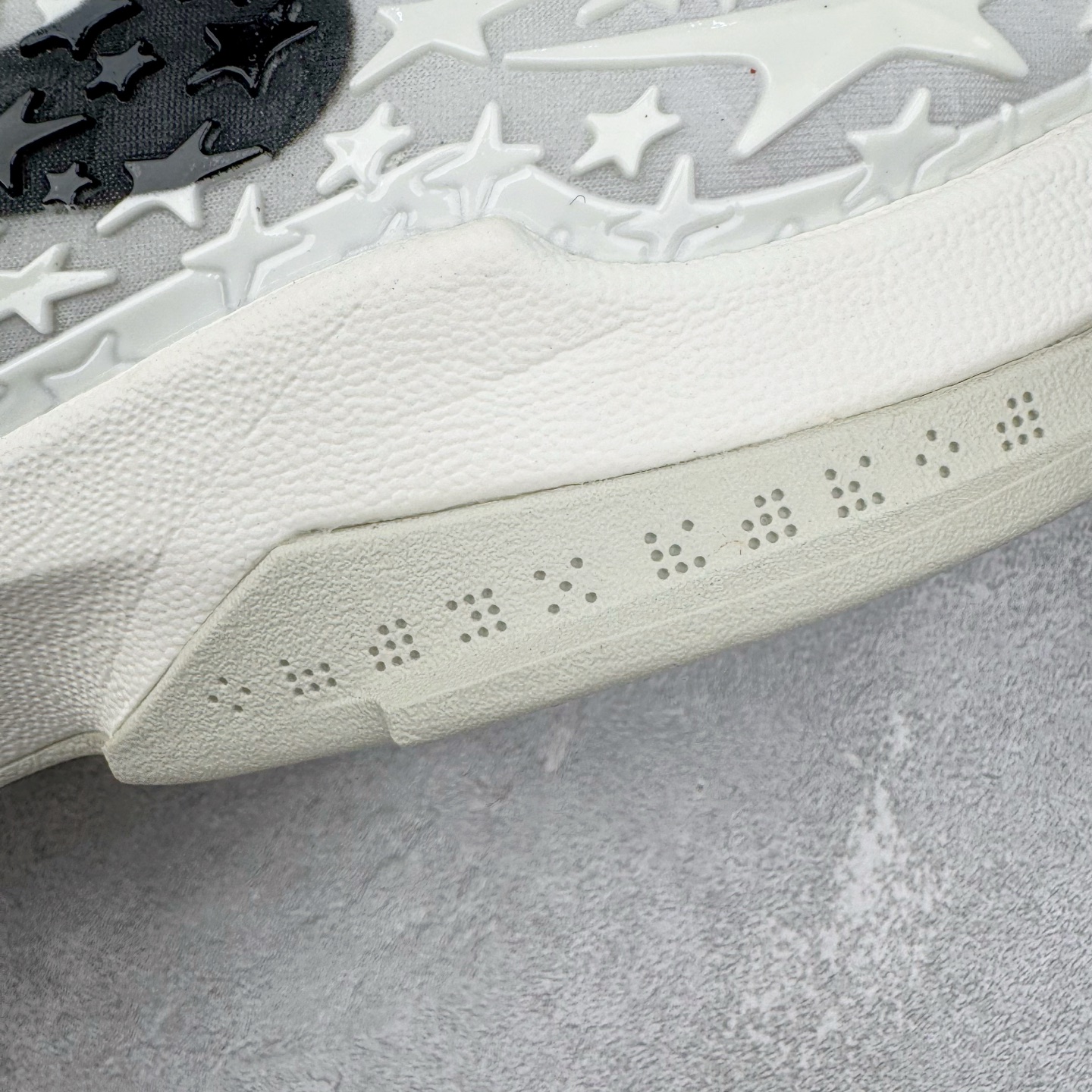 图片[15]-＃BS纯原 NK Zoom Kobe 6 Protro 科比六代 全明星2.0 白色星星 FQ3546-100 圈内顶级批次 完美复刻公司货 前掌超大Zoom Turbo气垫 后掌EVA缓震 真正的原汁原味 还原ZP脚感 全身鞋材卡料色独家定制 唯一正确喷漆工艺Swoosh 正确凹凸蛇鳞工艺 正确鞋面渐变效果 内全置真动飞态线 独立原厂模具 最大尺码达到48.5码 首批不拼图大几率过验 亲测已过 支持各种高强度实战 无需担心 上脚价 补货周期极长 脚宽建议买大半码 科比系列前掌偏窄 不影响二次销售 支持七天无理由退换 尺码：40 40.5 41 42 42.5 43 44 44.5 45 45.5 46 47.5 48.5-选品中心