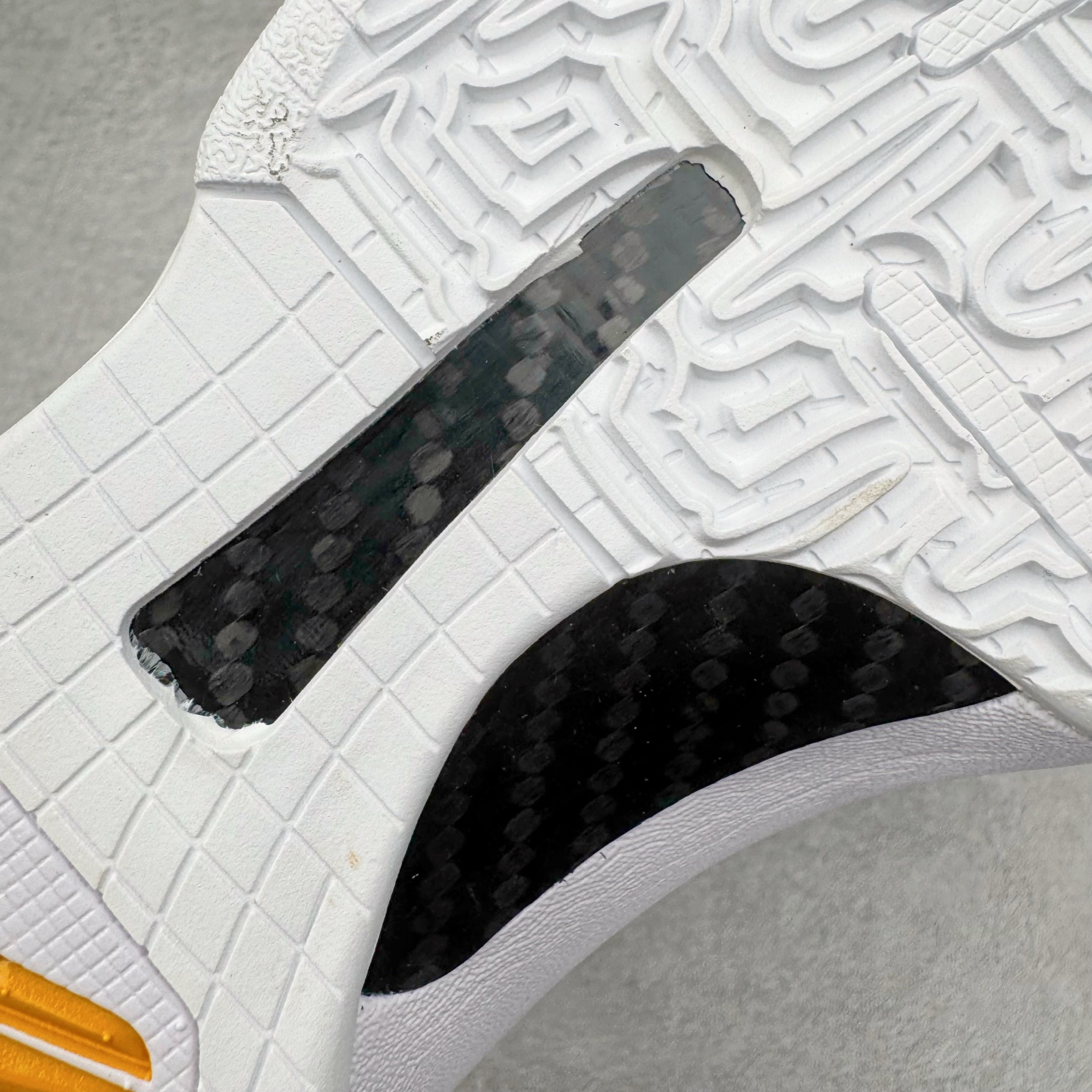 图片[19]-＃BS纯原 NK Zoom Kobe \\\”Bruce Lee\\\” 科比5代 李小龙黑白 CD4991-101 Zoom Turbo气垫➕后掌EVA缓震 实战配置直接拉满 原楦纸板开发 鞋身流线型、后跟塑形 区分土肥圆 原档数据3D打印 鞋面细节匹配原版 全身鞋材卡料色独家定制 唯一正确喷漆SWOOSH NK专利Flyknit飞线科技，给予鞋身足够抗扭矩力 真实底模最大47.5 实战利器 专供海外市场 尺码：40 40.5 41 42 42.5 43 44 44.5 45 46 47.5 48.5 （脚宽、脚胖 建议买大半码）-选品中心