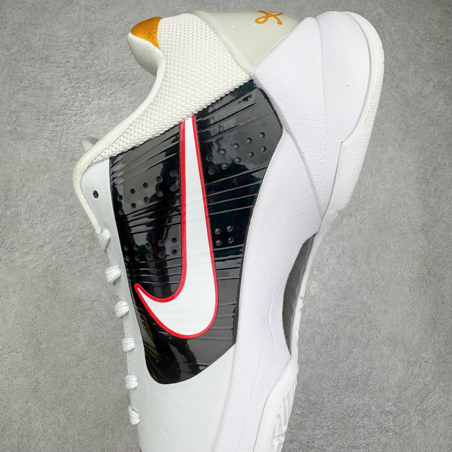 图片[7]-＃BS纯原 NK Zoom Kobe \\\”Bruce Lee\\\” 科比5代 李小龙黑白 CD4991-101 Zoom Turbo气垫➕后掌EVA缓震 实战配置直接拉满 原楦纸板开发 鞋身流线型、后跟塑形 区分土肥圆 原档数据3D打印 鞋面细节匹配原版 全身鞋材卡料色独家定制 唯一正确喷漆SWOOSH NK专利Flyknit飞线科技，给予鞋身足够抗扭矩力 真实底模最大47.5 实战利器 专供海外市场 尺码：40 40.5 41 42 42.5 43 44 44.5 45 46 47.5 48.5 （脚宽、脚胖 建议买大半码）-选品中心