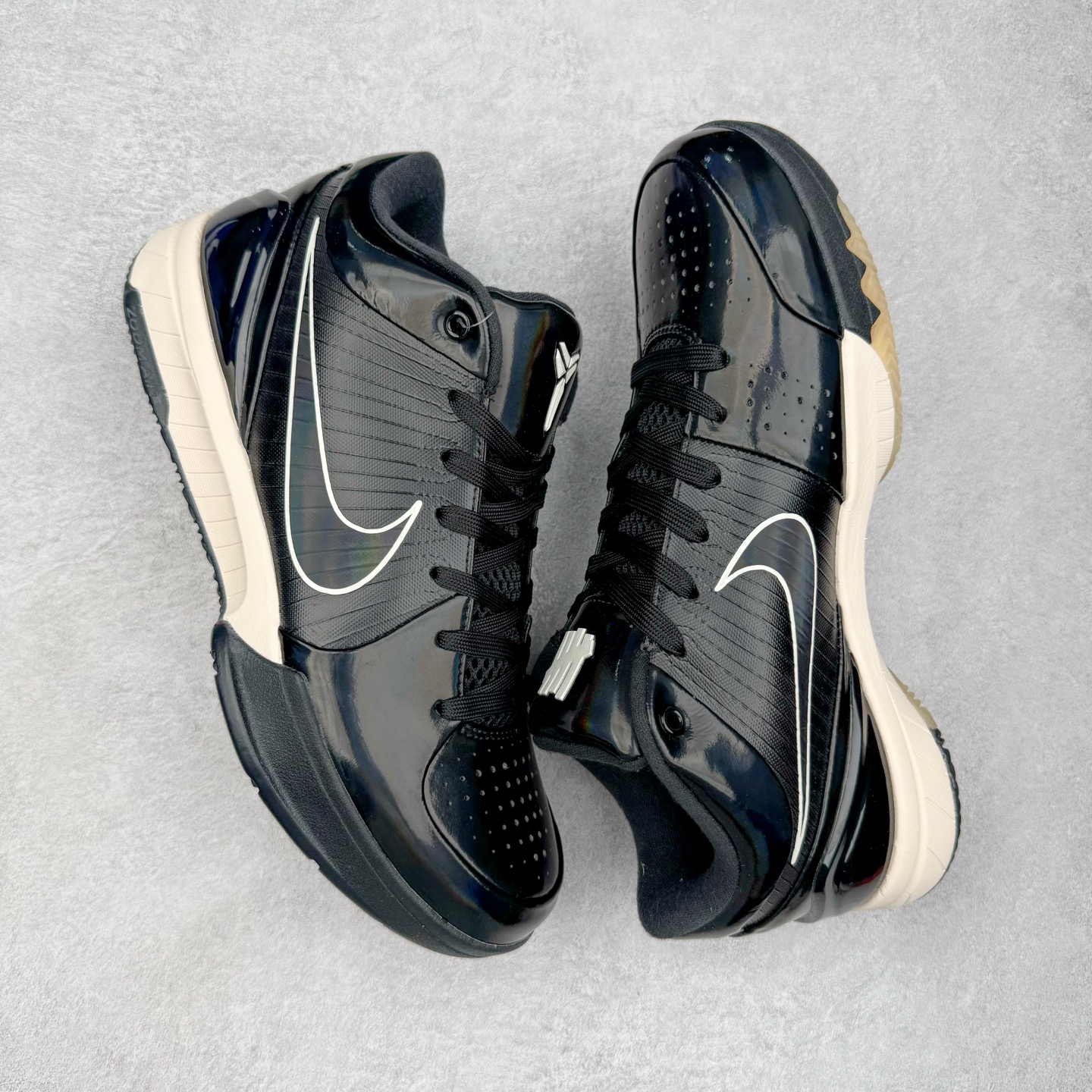 图片[3]-＃BS纯原 UNDEFEATED x NK Zoom Kobe 4 Protro 科比四代联名 黑曼巴 CQ3869-001 Zoom Turbo气垫➕后掌EVA缓震 实战配置直接拉满 原楦纸板开发 鞋身流线型、后跟塑形 区分土肥圆 原档数据3D打印 鞋面细节匹配原版 全身鞋材卡料色独家定制 唯一正确喷漆 SWOOSH NK专利Flyknit飞线科技 给予鞋身足够抗扭矩力 真实底模最大48.5 实战利器 专供海外市场 尺码：40 40.5 41 42 42.5 43 44 44.5 45 46 47.5 48.5 （脚宽、脚胖 建议买大半码）-选品中心